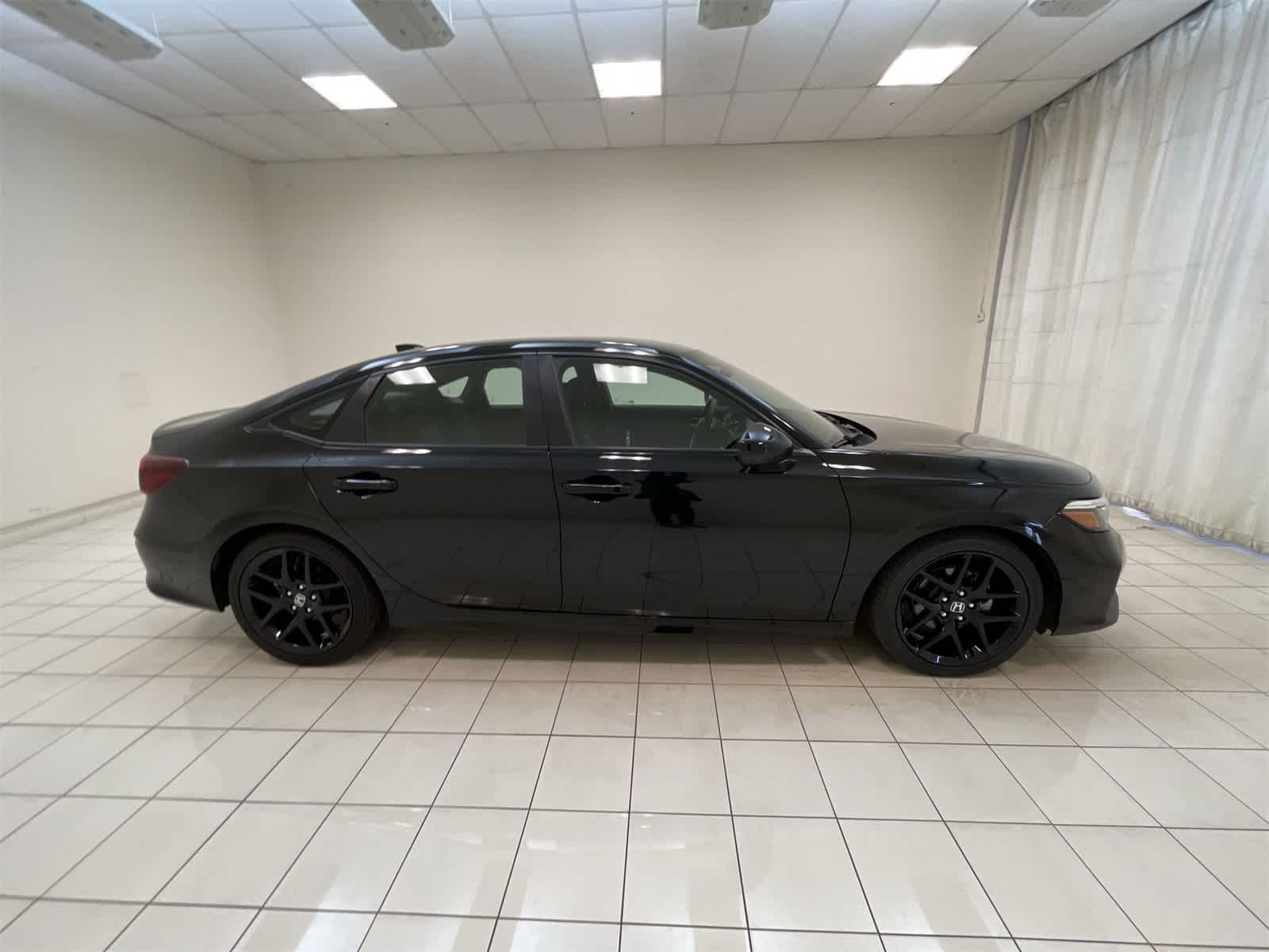 Thumbnail: 2025 Honda Civic - 24