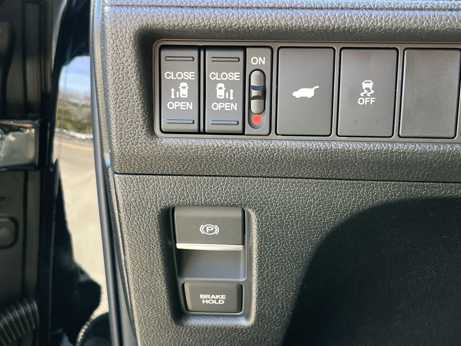 Thumbnail: 2026 Honda Odyssey - 24