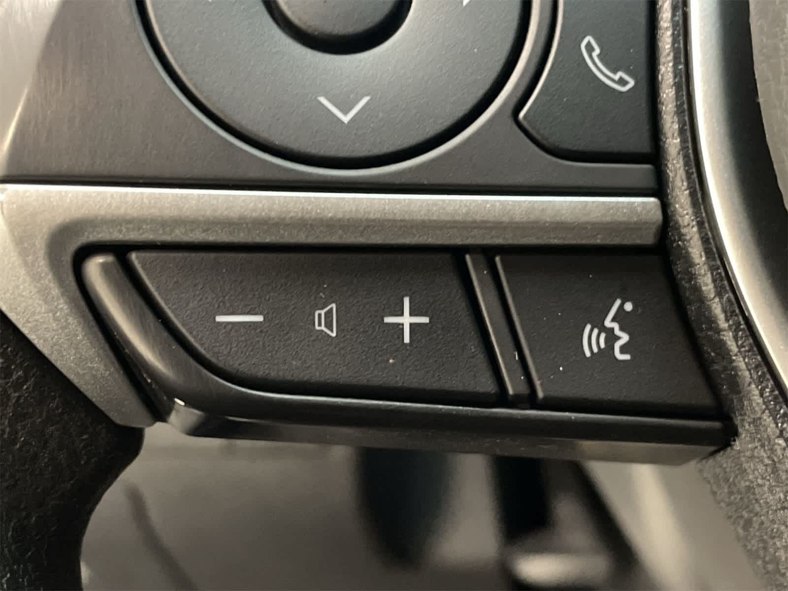 Thumbnail: 2022 Toyota Camry - 30