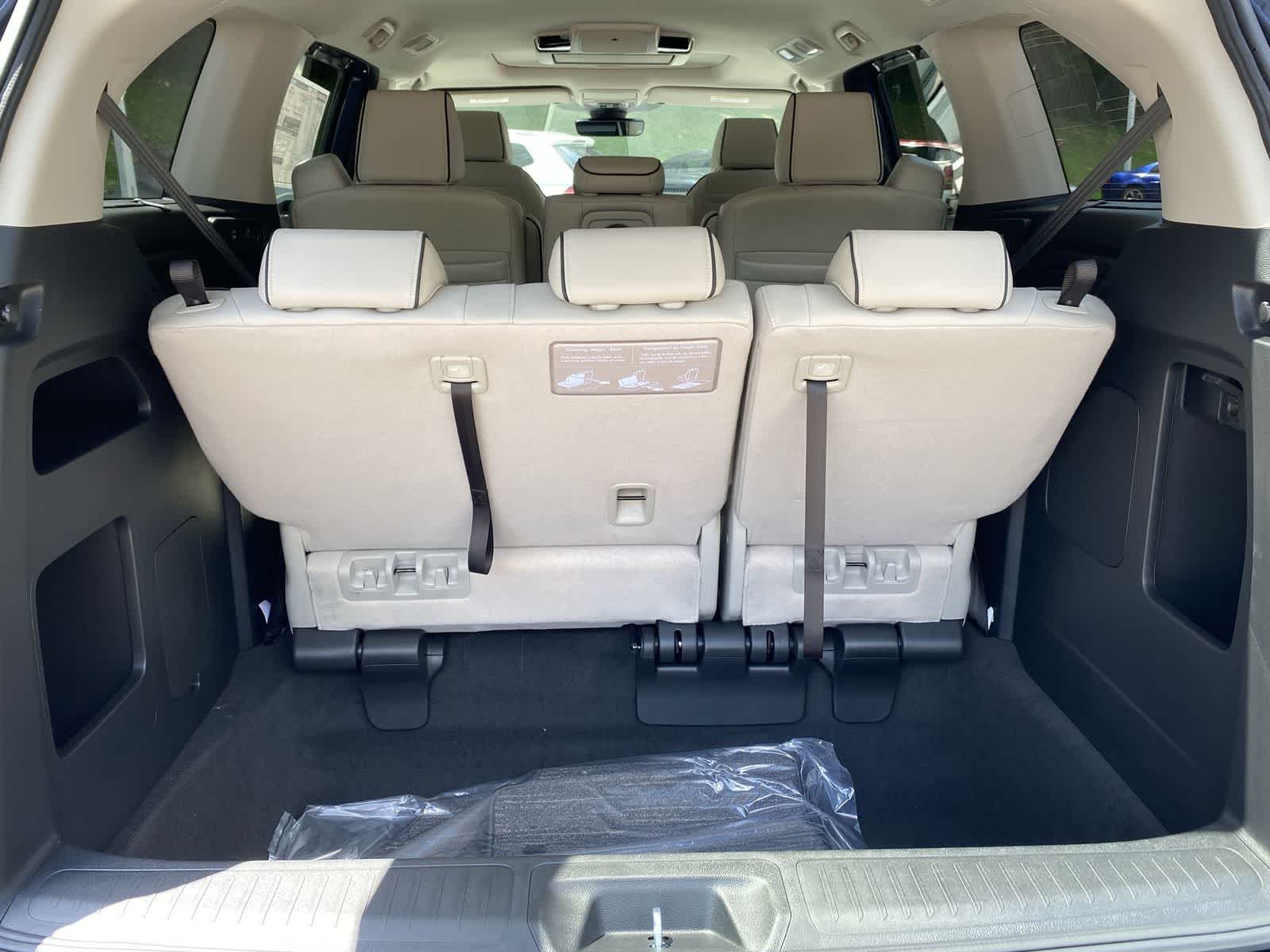 Thumbnail: 2026 Honda Odyssey - 9