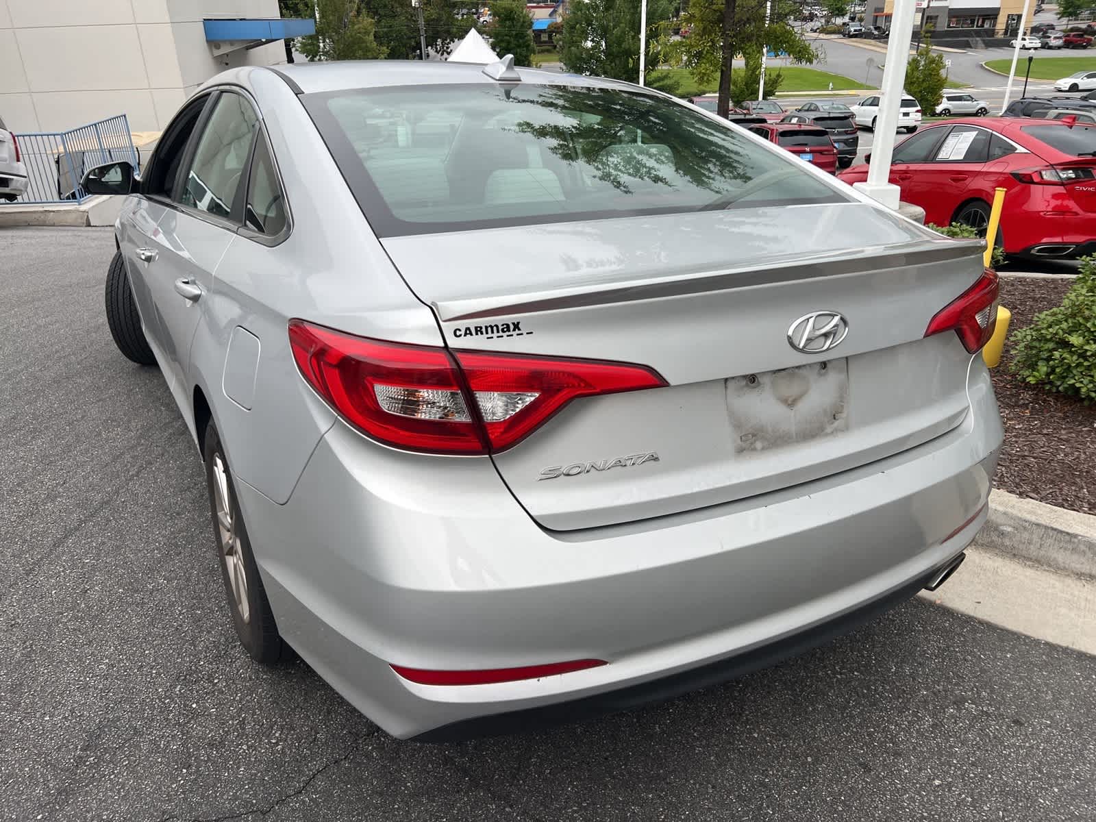 Thumbnail: 2015 Hyundai Sonata - 9