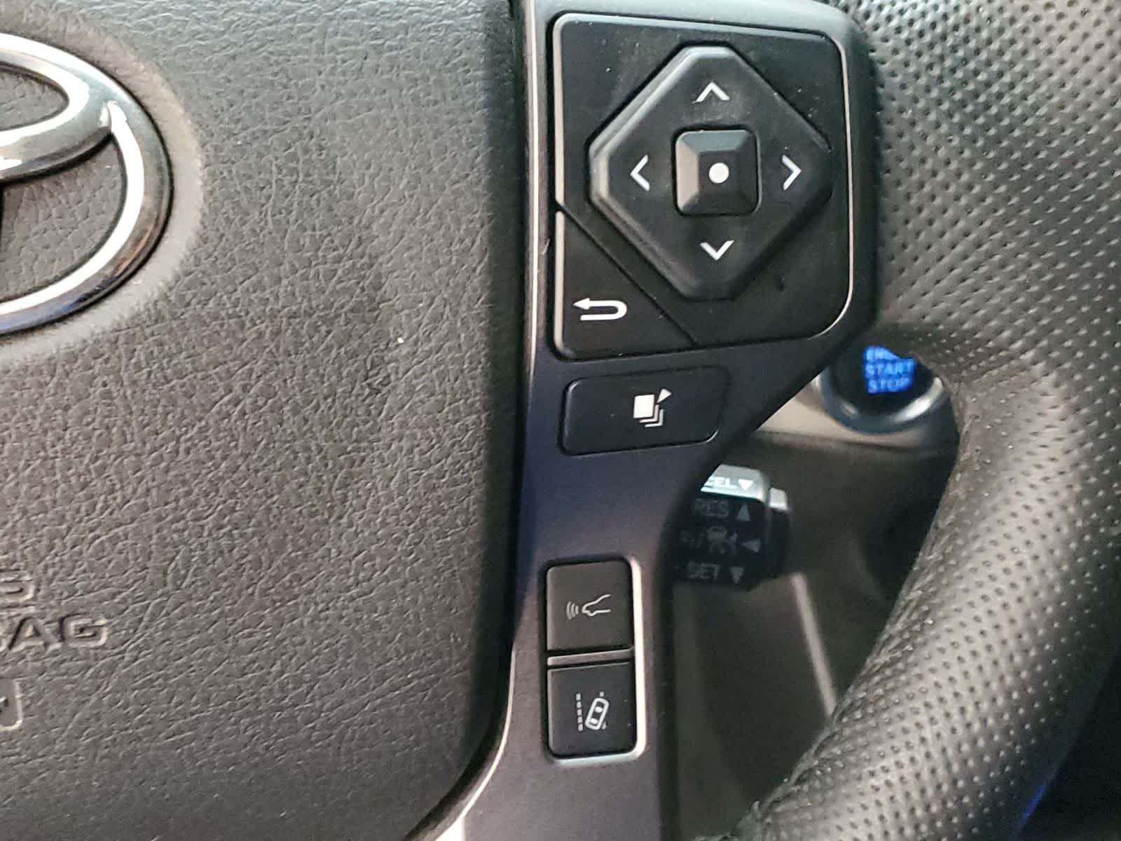 Thumbnail: 2023 Toyota Tacoma - 10