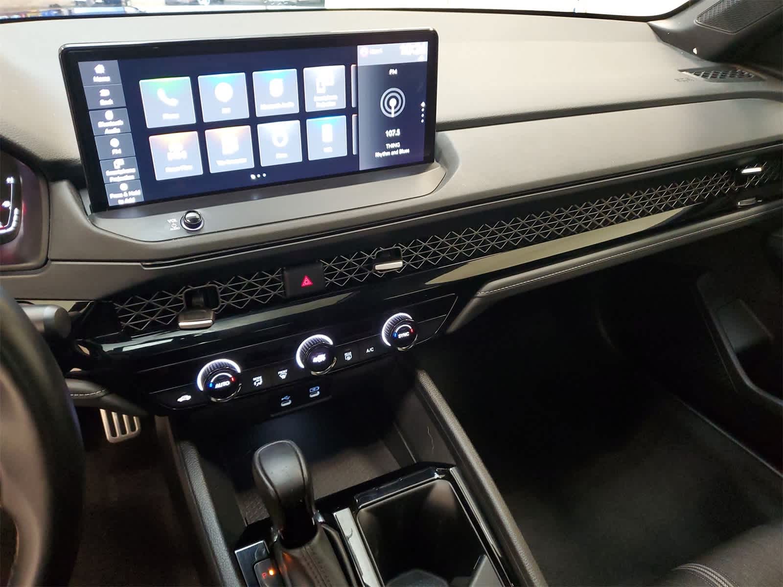 Thumbnail: 2023 Honda Accord - 28