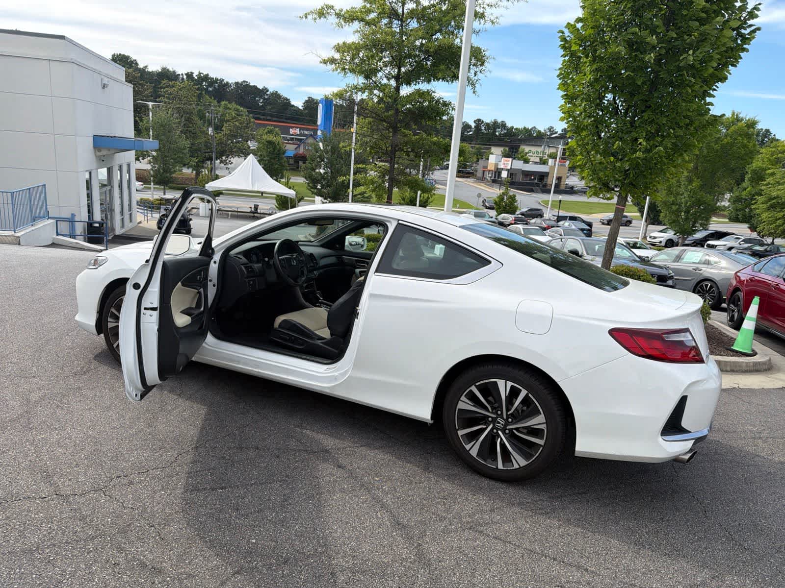 Thumbnail: 2016 Honda Accord - 18