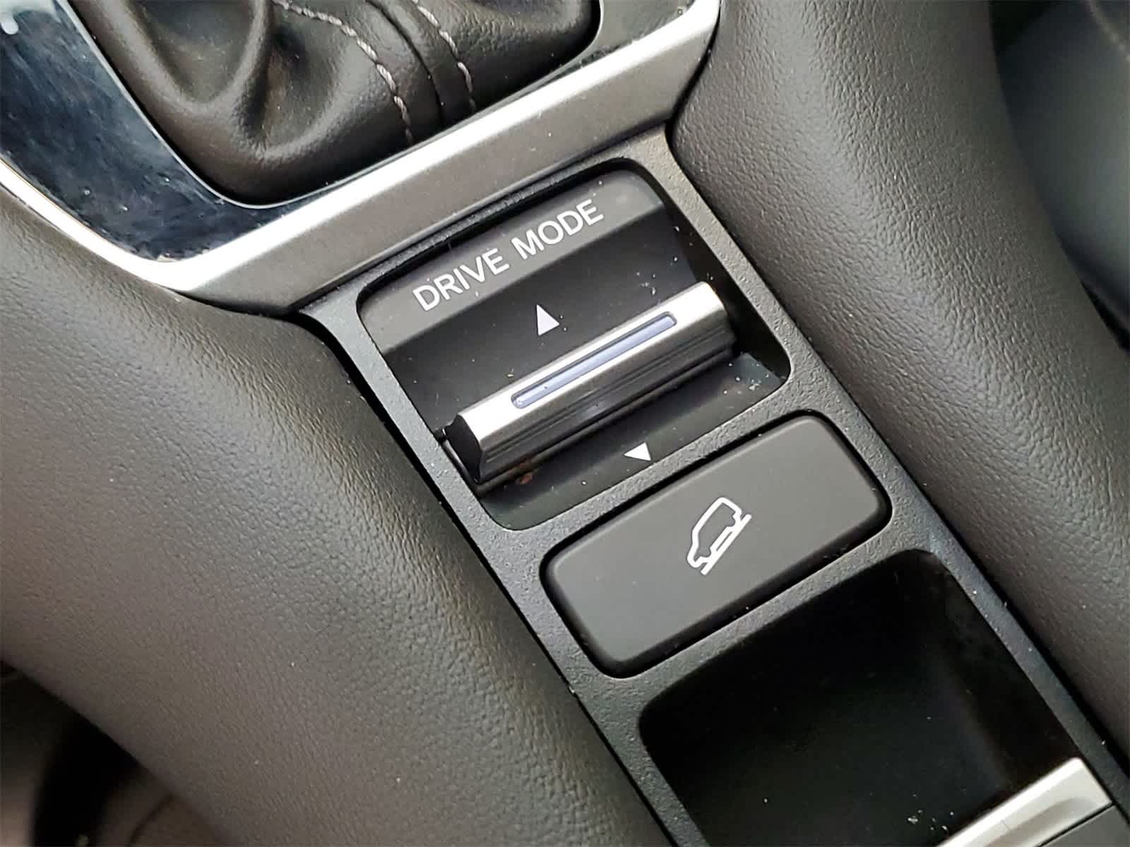 Thumbnail: 2024 Honda HR-V - 32