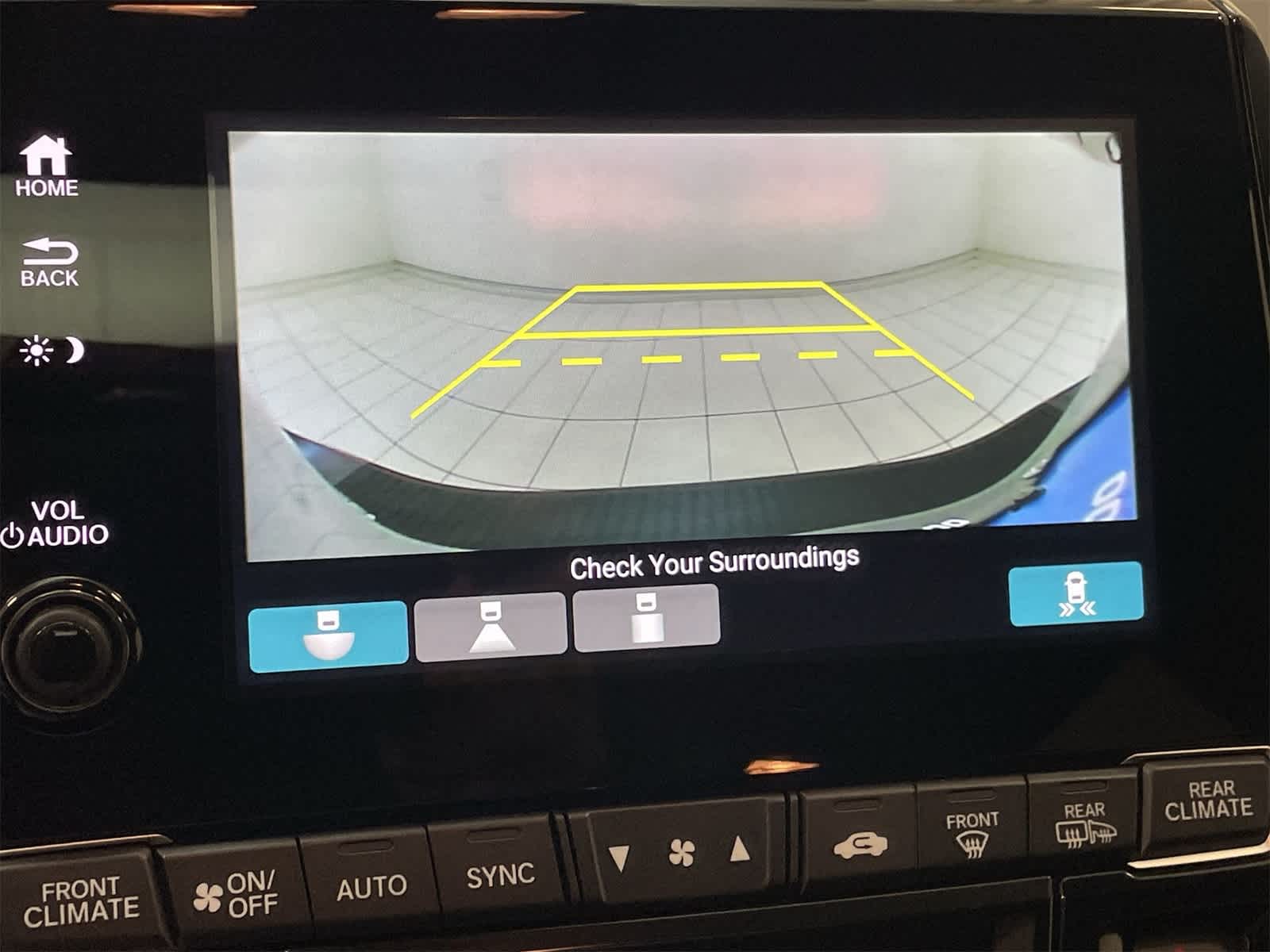Thumbnail: 2023 Honda Odyssey - 4