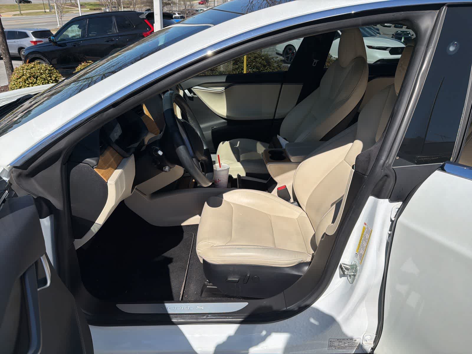 Thumbnail: 2020 Tesla Model S - 16