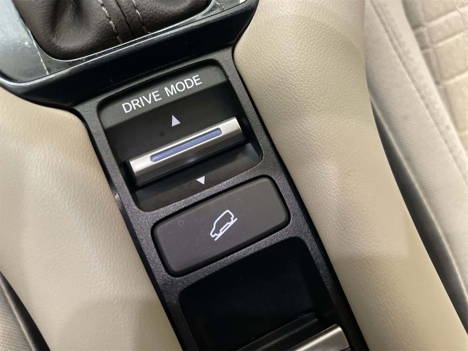 Thumbnail: 2025 Honda HR-V - 29