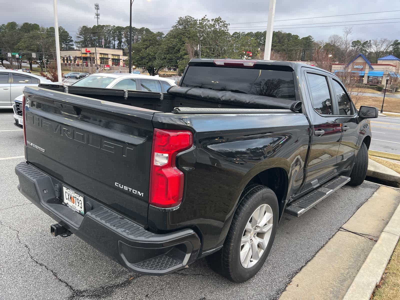2021 Chevrolet Silverado 1500 Custom photo 2