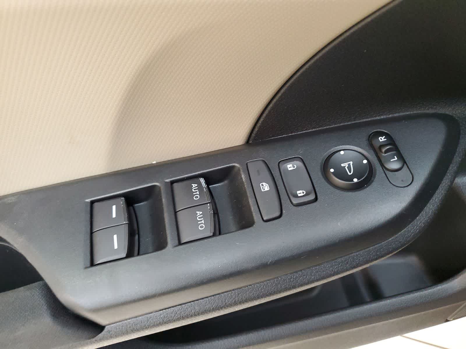 Thumbnail: 2016 Honda Civic - 14