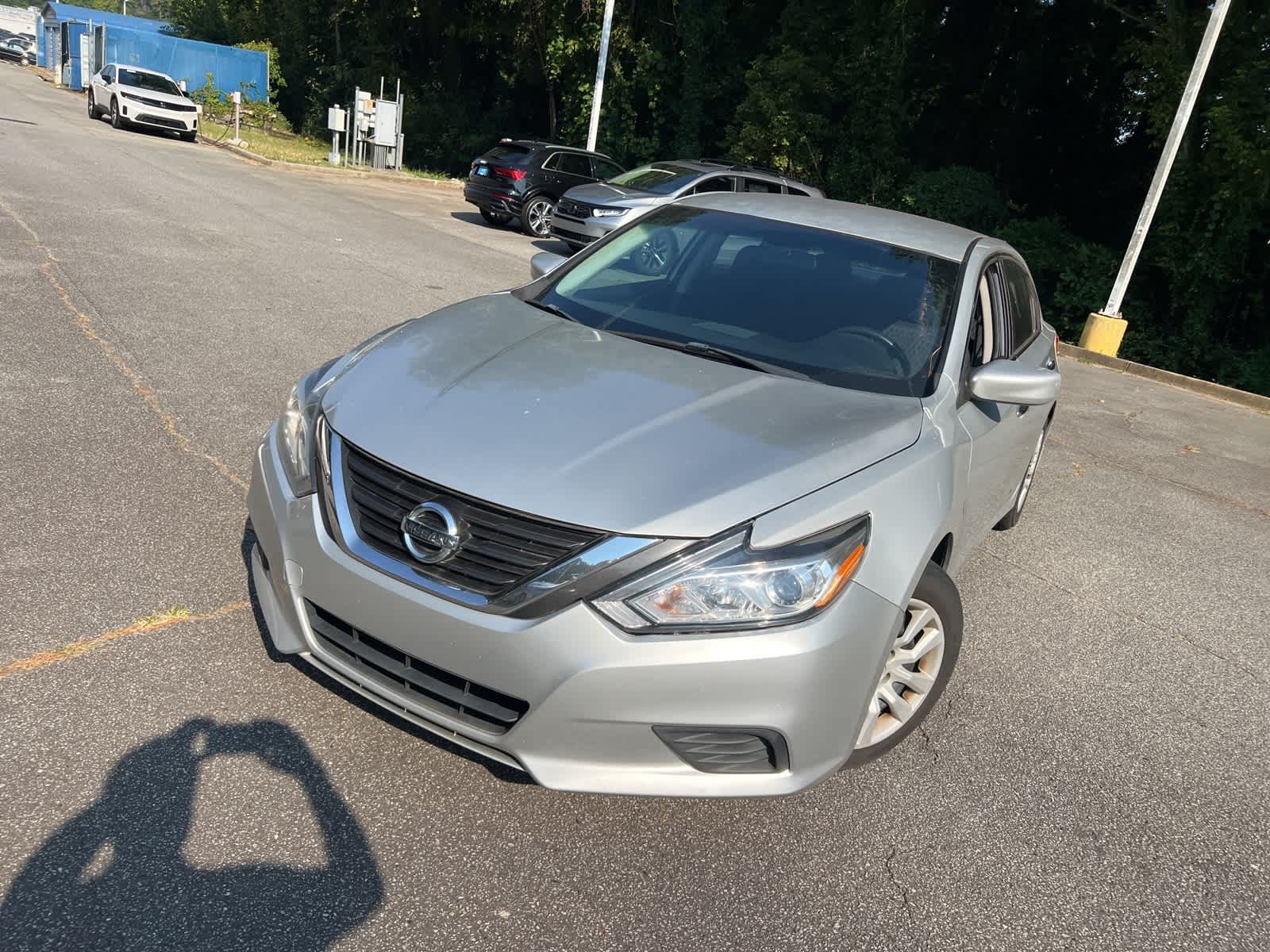 Thumbnail: 2017 Nissan Altima - 3