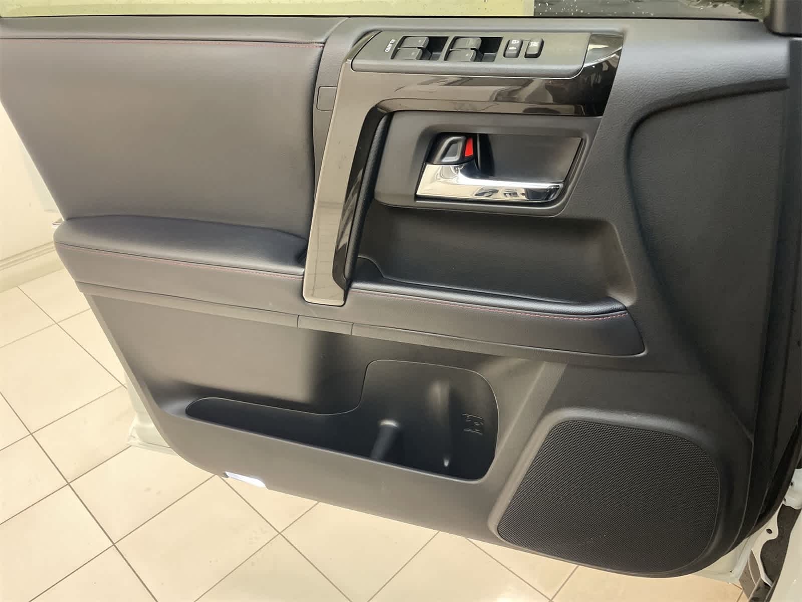 Thumbnail: 2023 Toyota 4Runner - 17