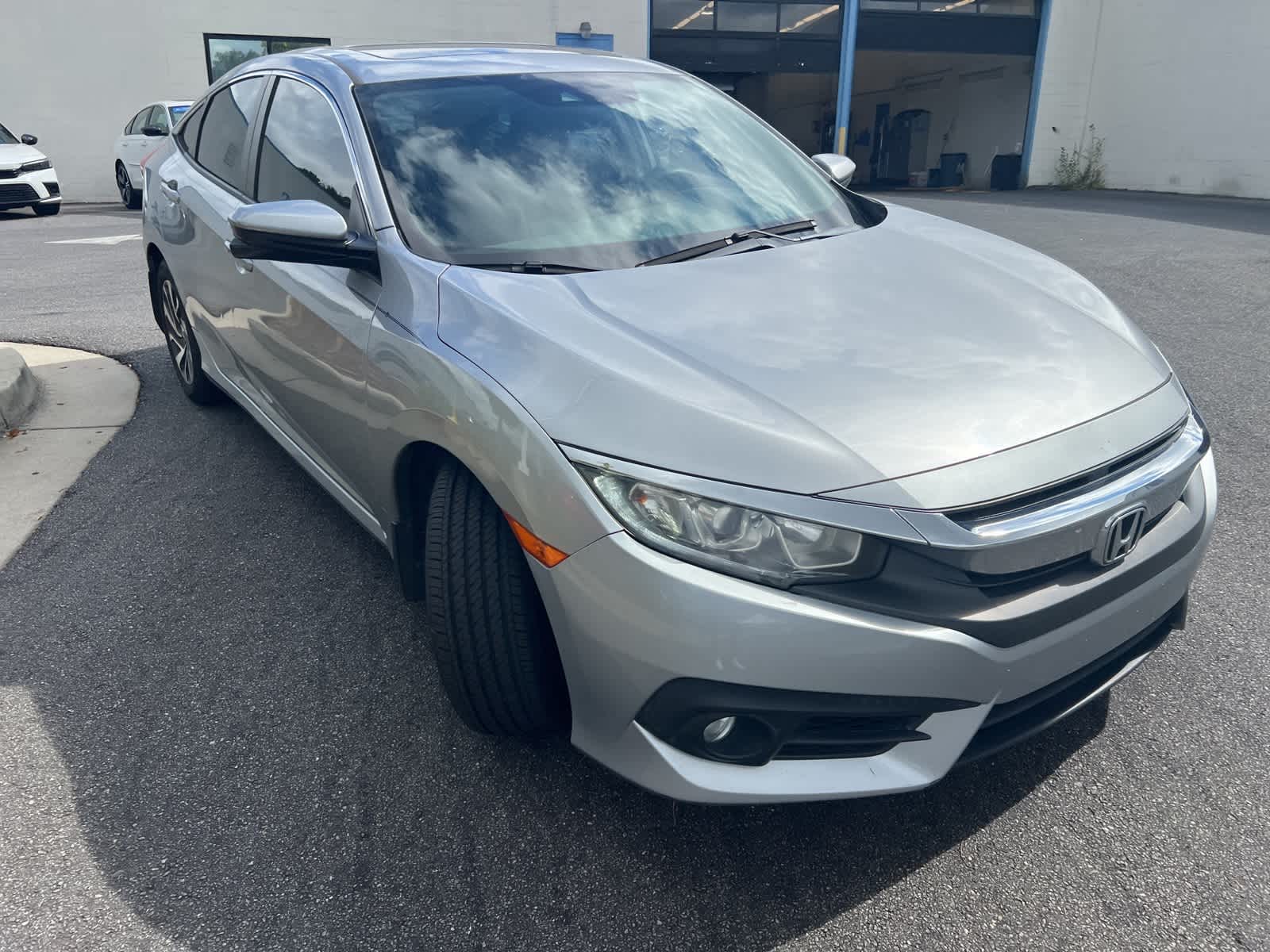 Thumbnail: 2016 Honda Civic - 13