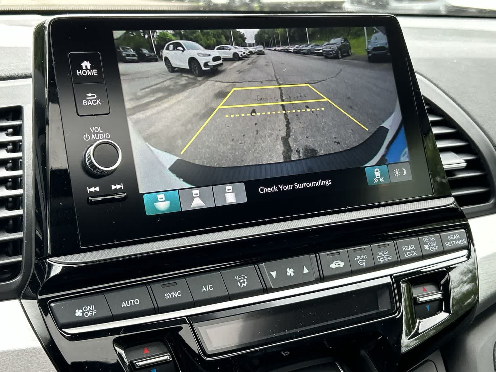 Thumbnail: 2026 Honda Odyssey - 14