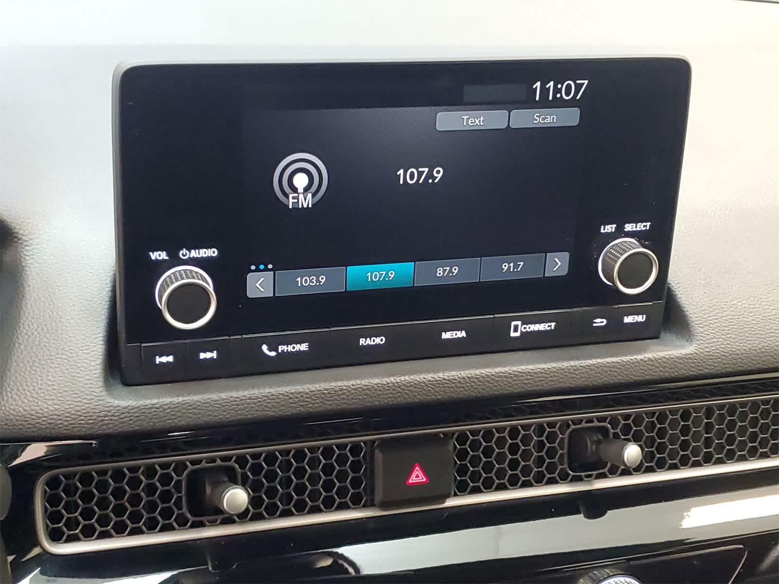 Thumbnail: 2023 Honda Civic - 4