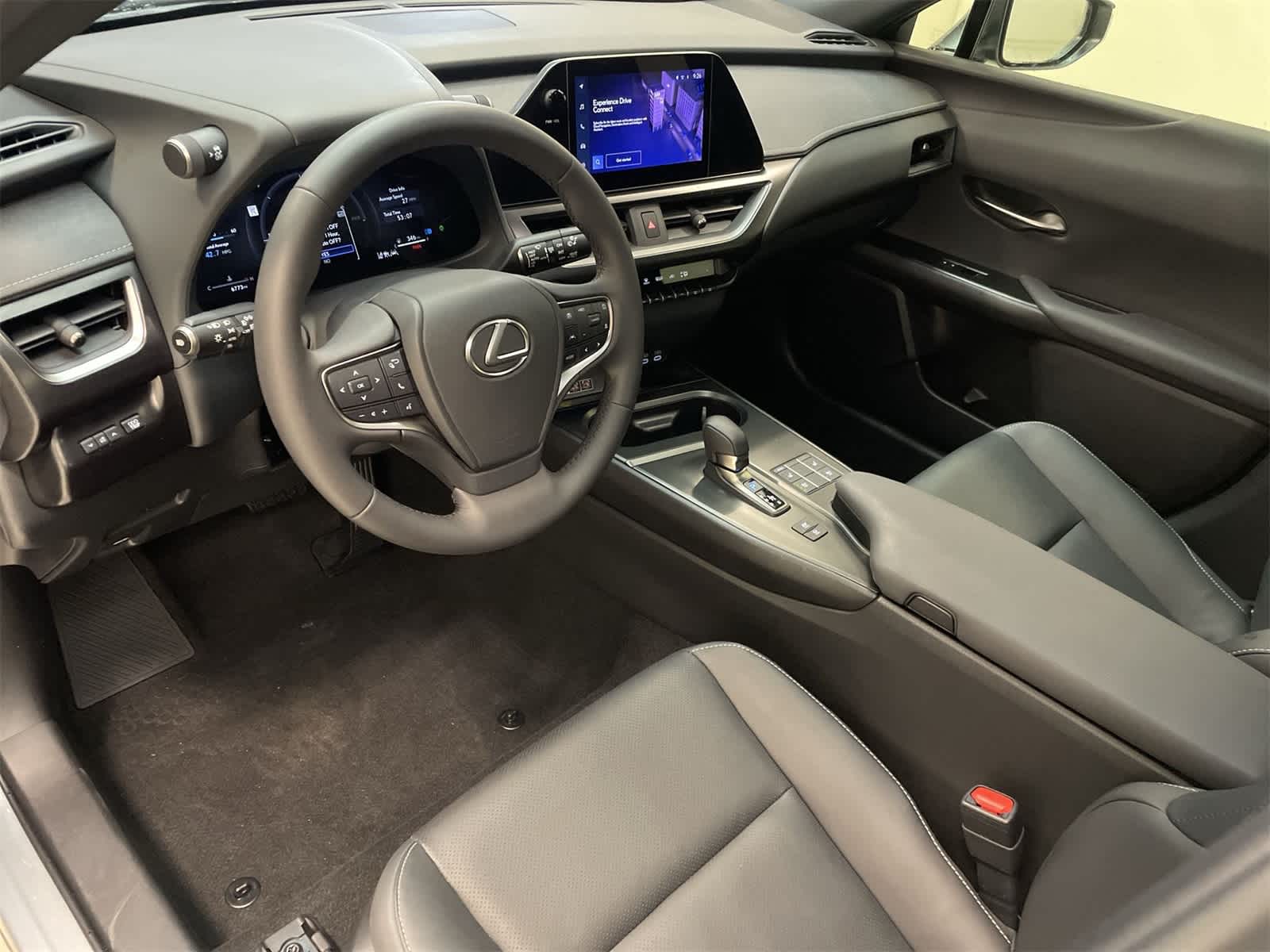 Thumbnail: 2025 Lexus UX - 2