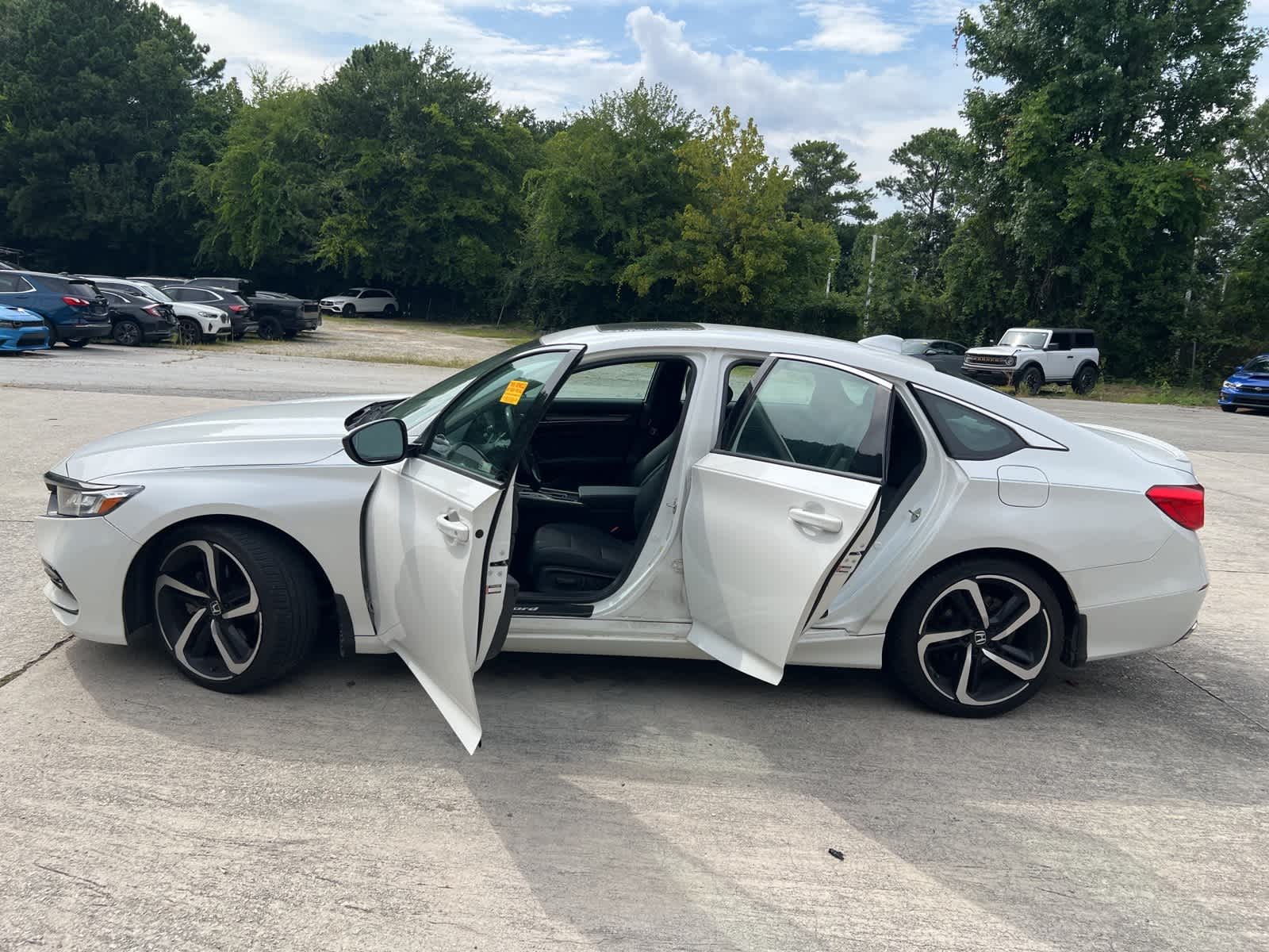 Thumbnail: 2020 Honda Accord - 18