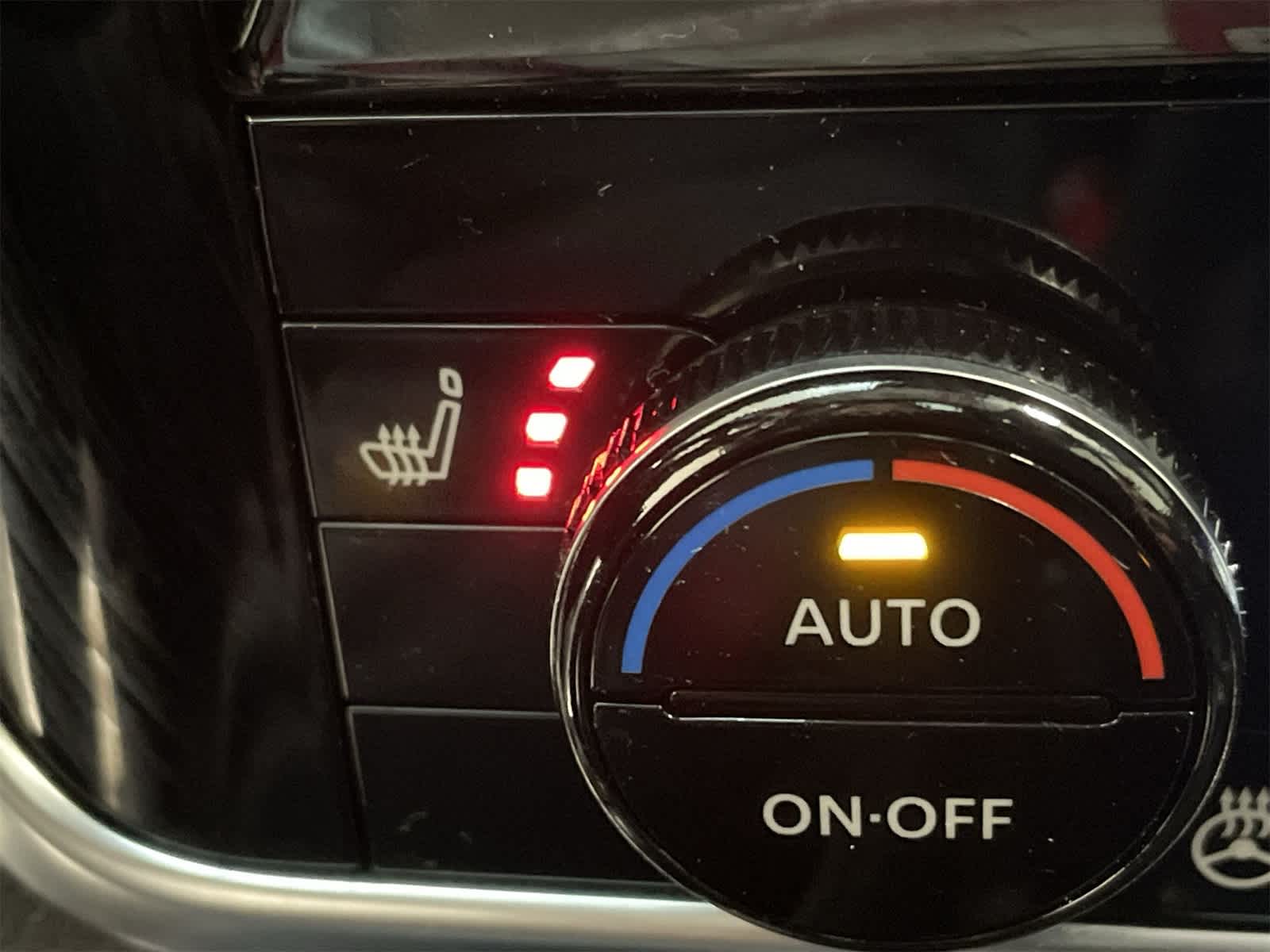 Thumbnail: 2023 Nissan Rogue - 7