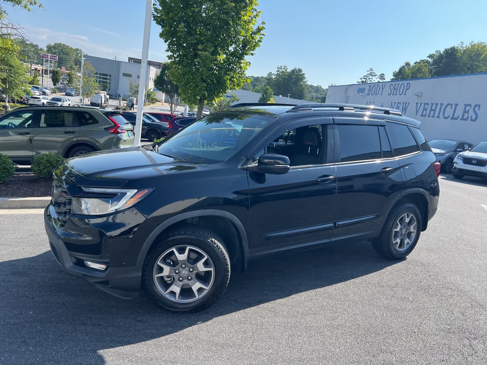 Thumbnail: 2022 Honda Passport - 4