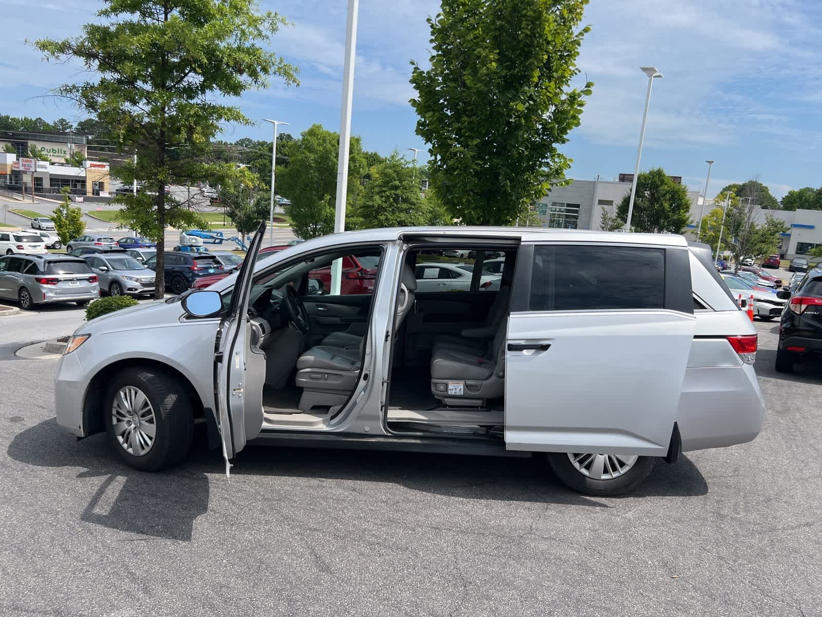 Thumbnail: 2014 Honda Odyssey - 18