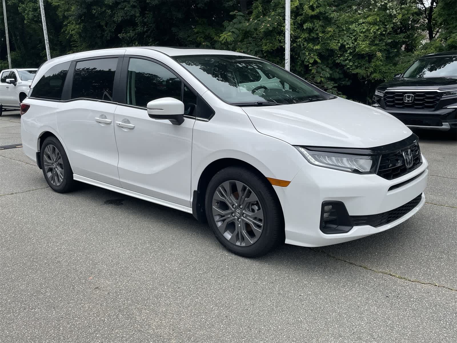 2025 Honda Odyssey Touring 5