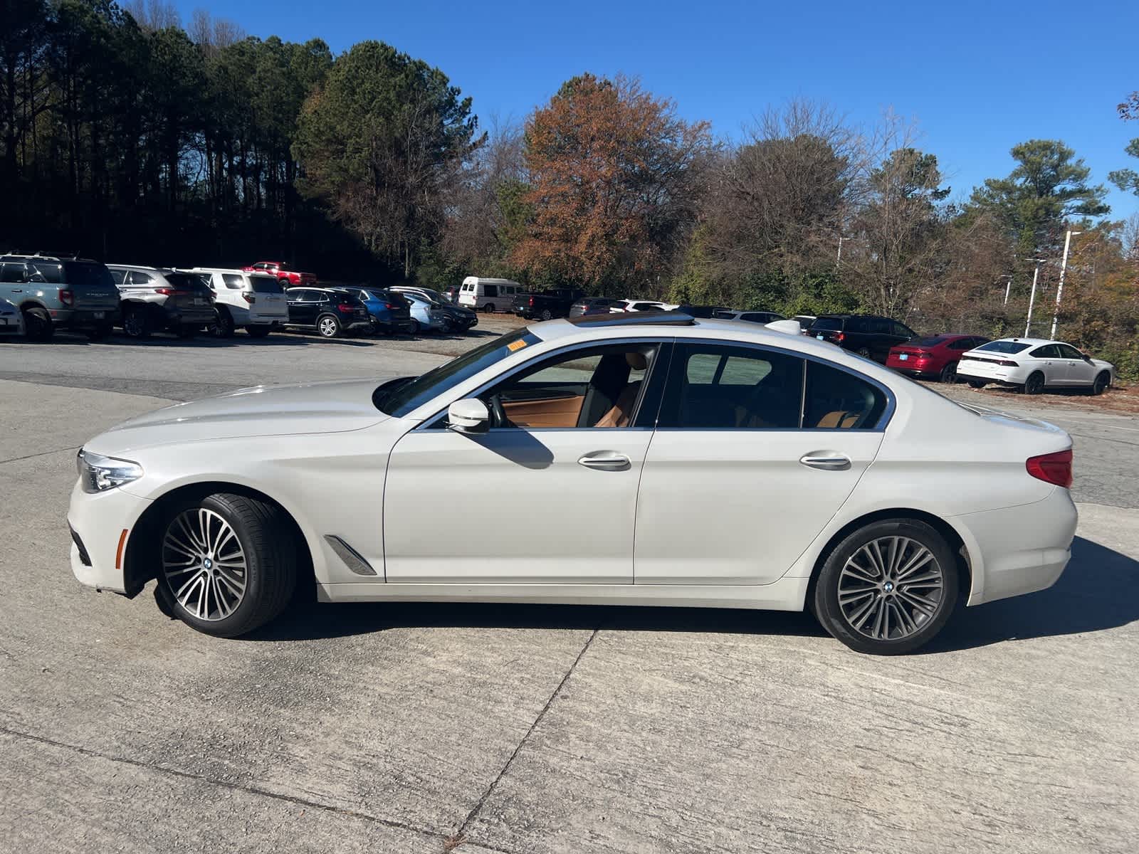 Thumbnail: 2018 BMW 5 Series - 5