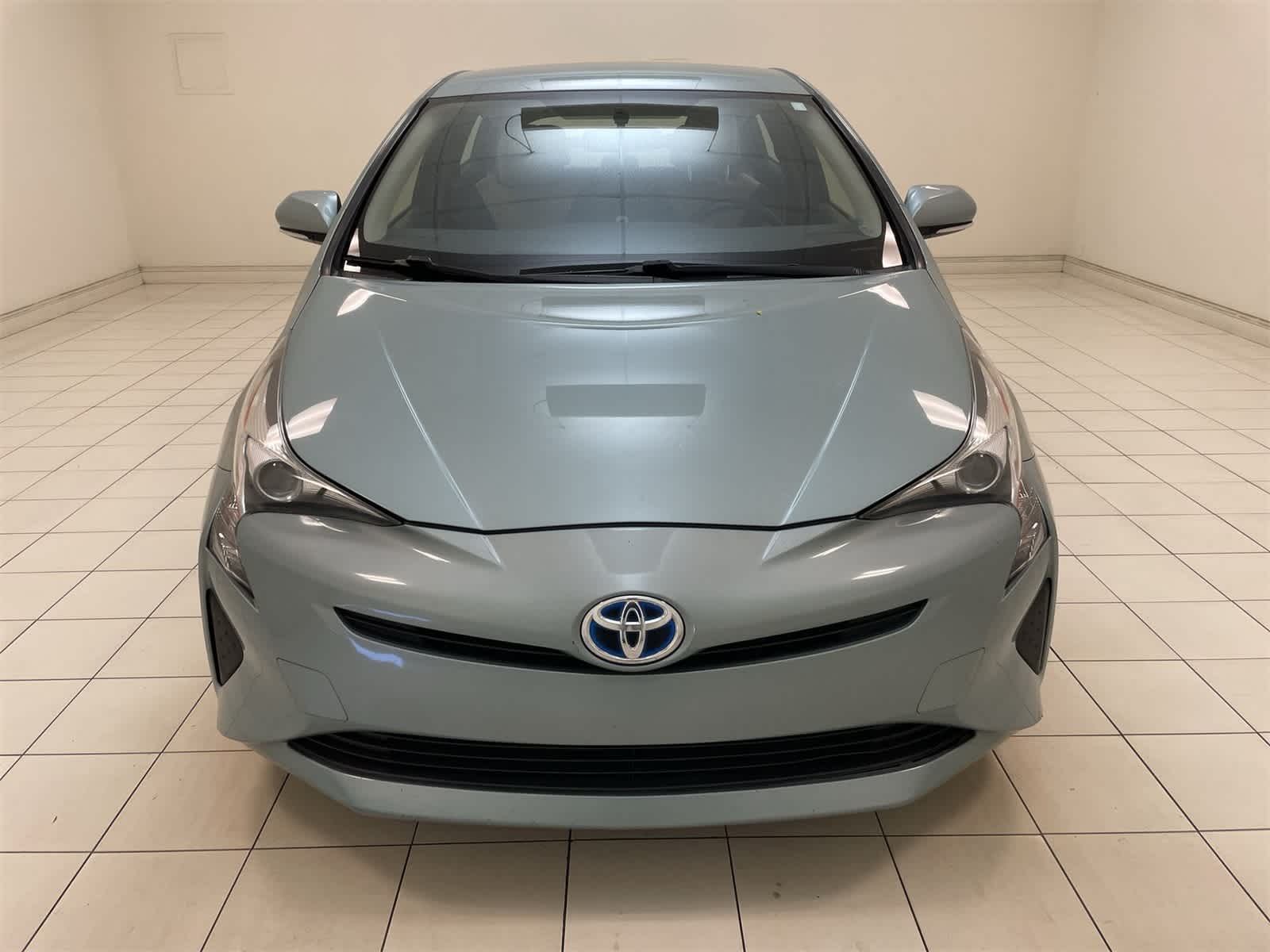 Thumbnail: 2016 Toyota Prius - 21