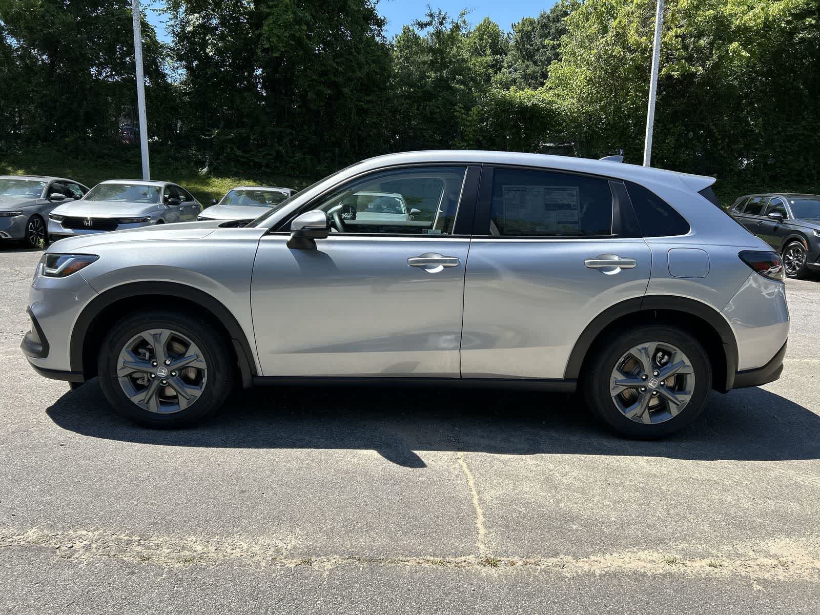 Thumbnail: 2027 Honda HR-V - 2