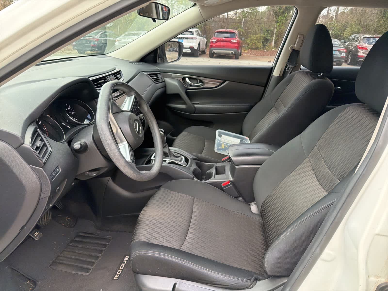 Thumbnail: 2018 Nissan Rogue - 19