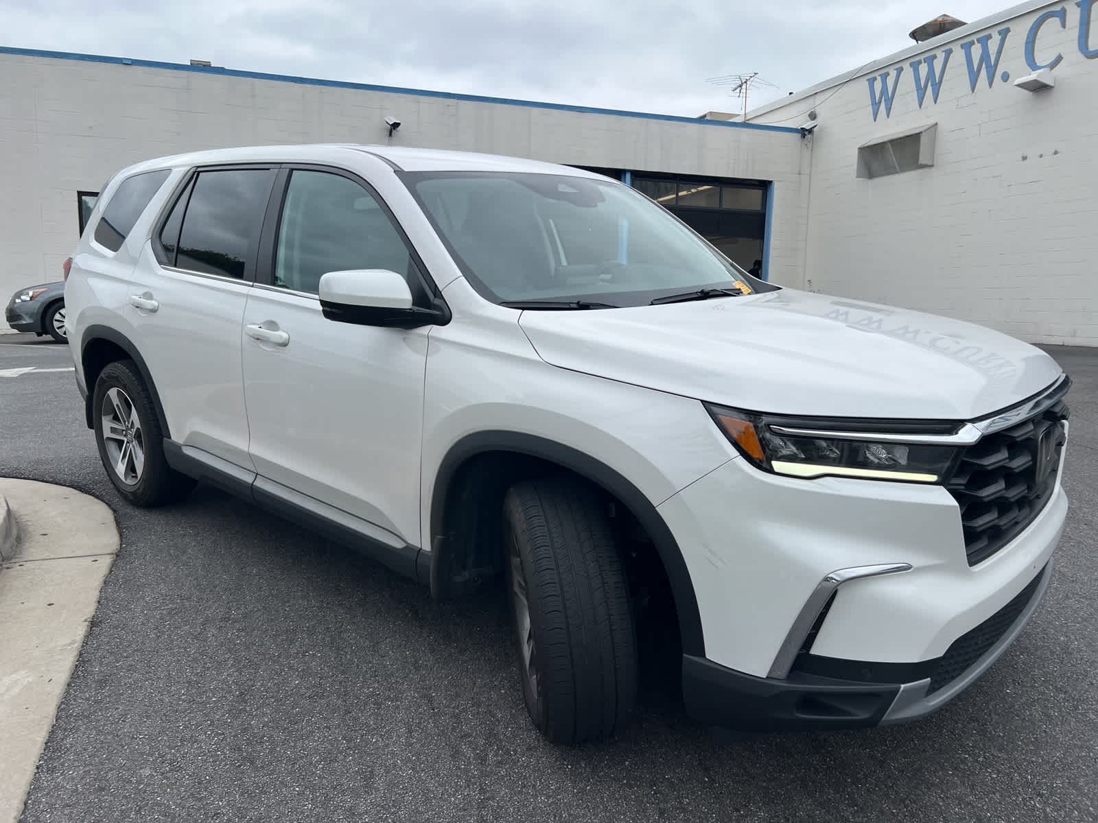 Thumbnail: 2023 Honda Pilot - 12