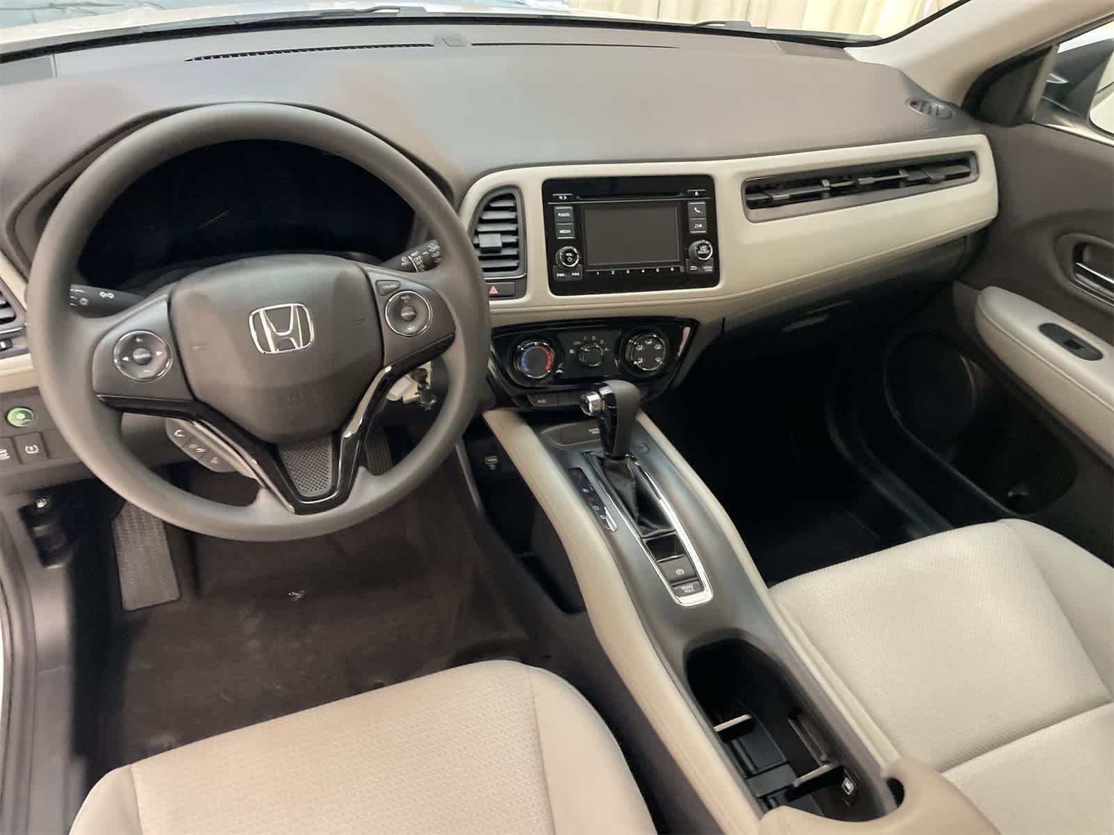 2022 Honda HR-V LX 16