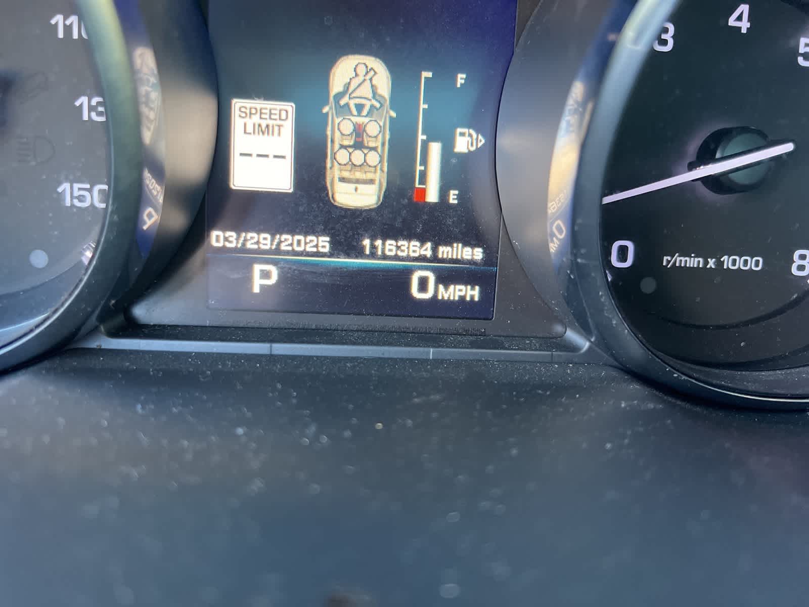 Thumbnail: 2016 Land Rover Discovery Sport - 2