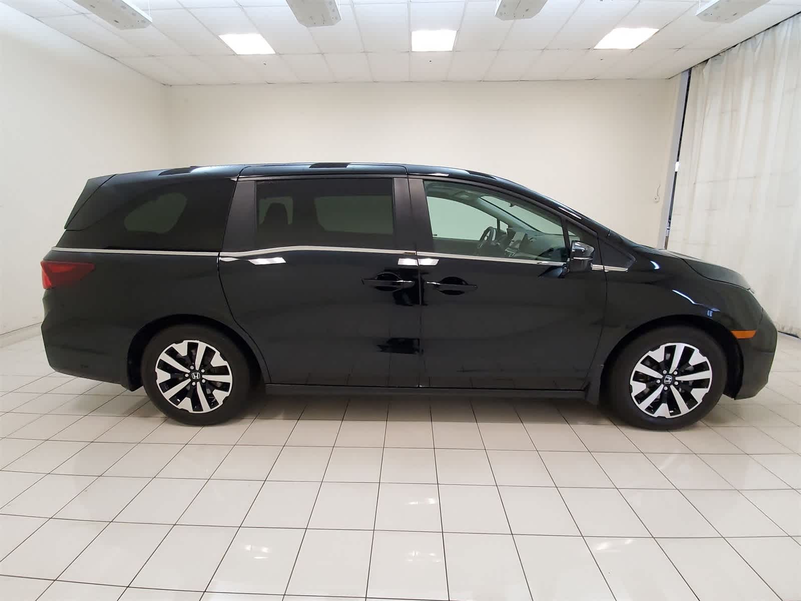 Thumbnail: 2025 Honda Odyssey - 28