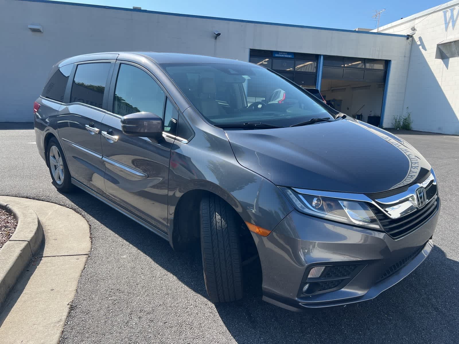 Thumbnail: 2019 Honda Odyssey - 12