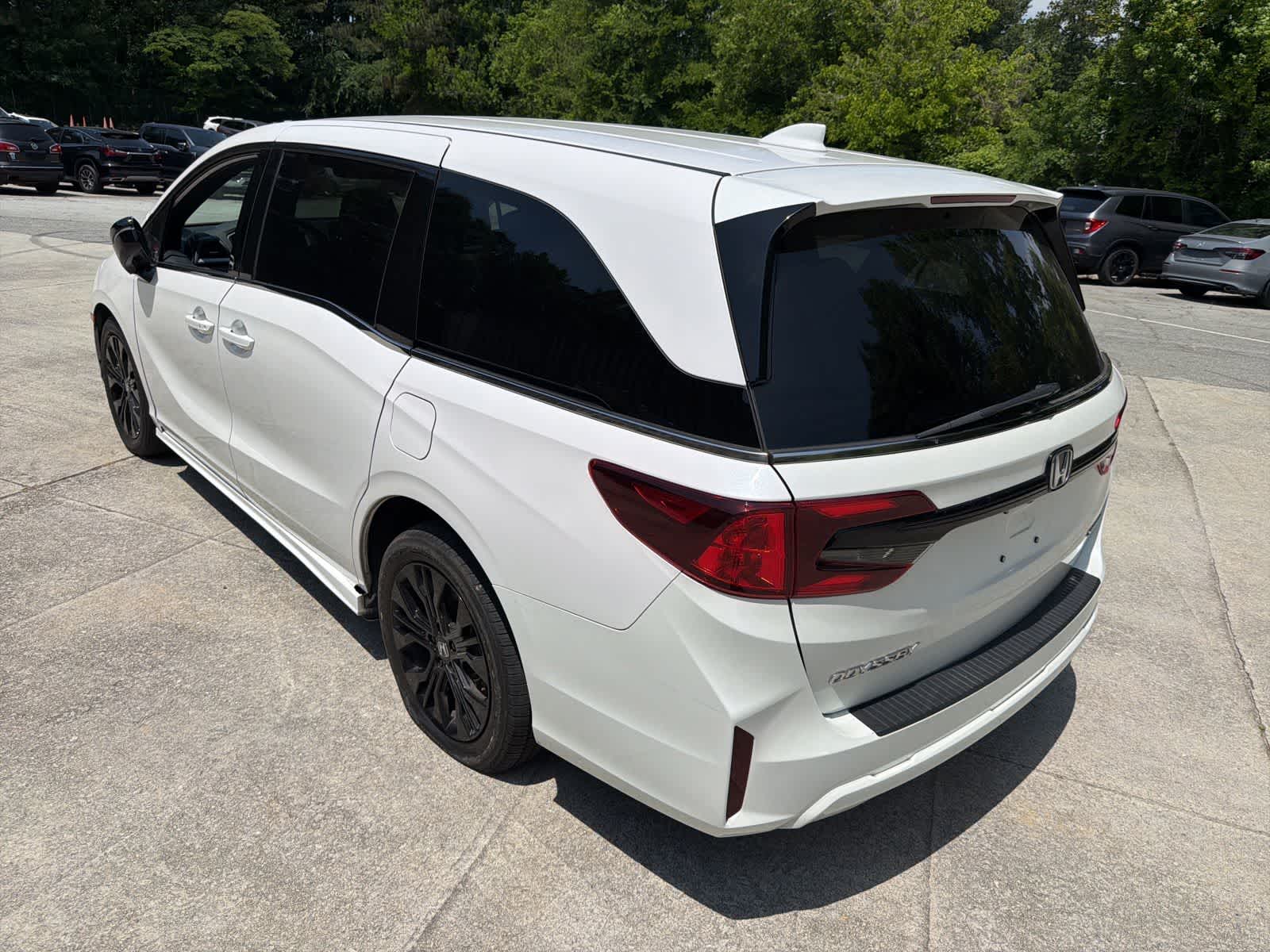 Thumbnail: 2025 Honda Odyssey - 9