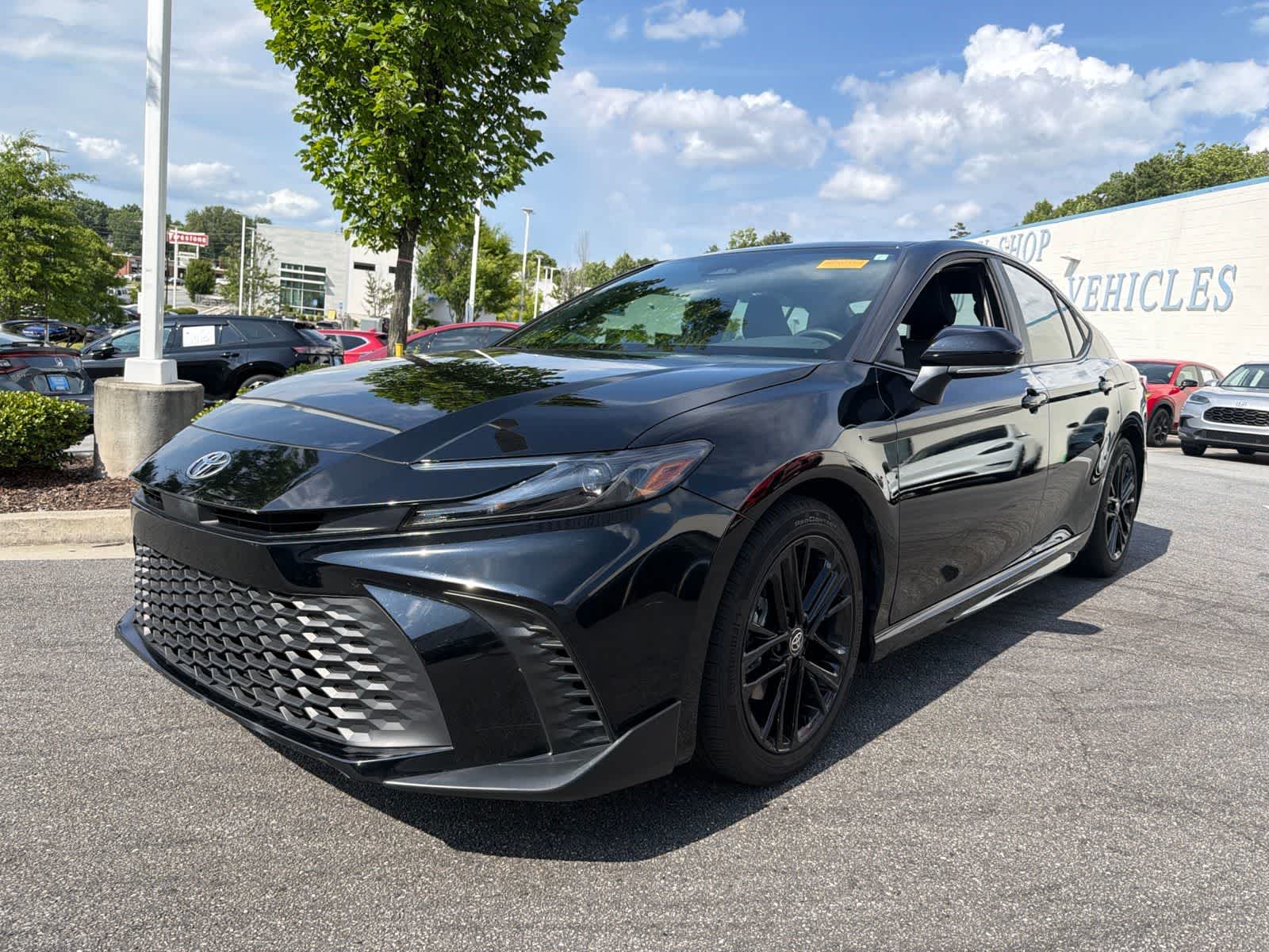 Thumbnail: 2025 Toyota Camry - 1