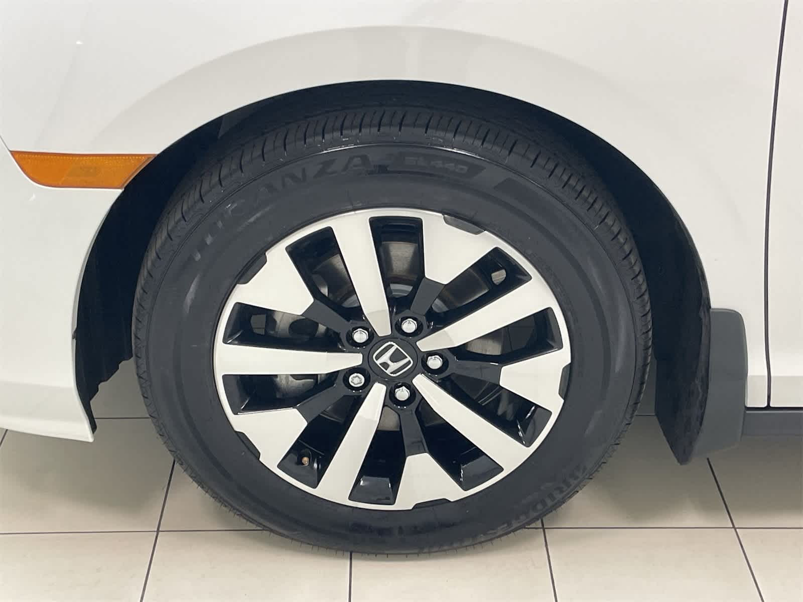 Thumbnail: 2025 Honda Odyssey - 25