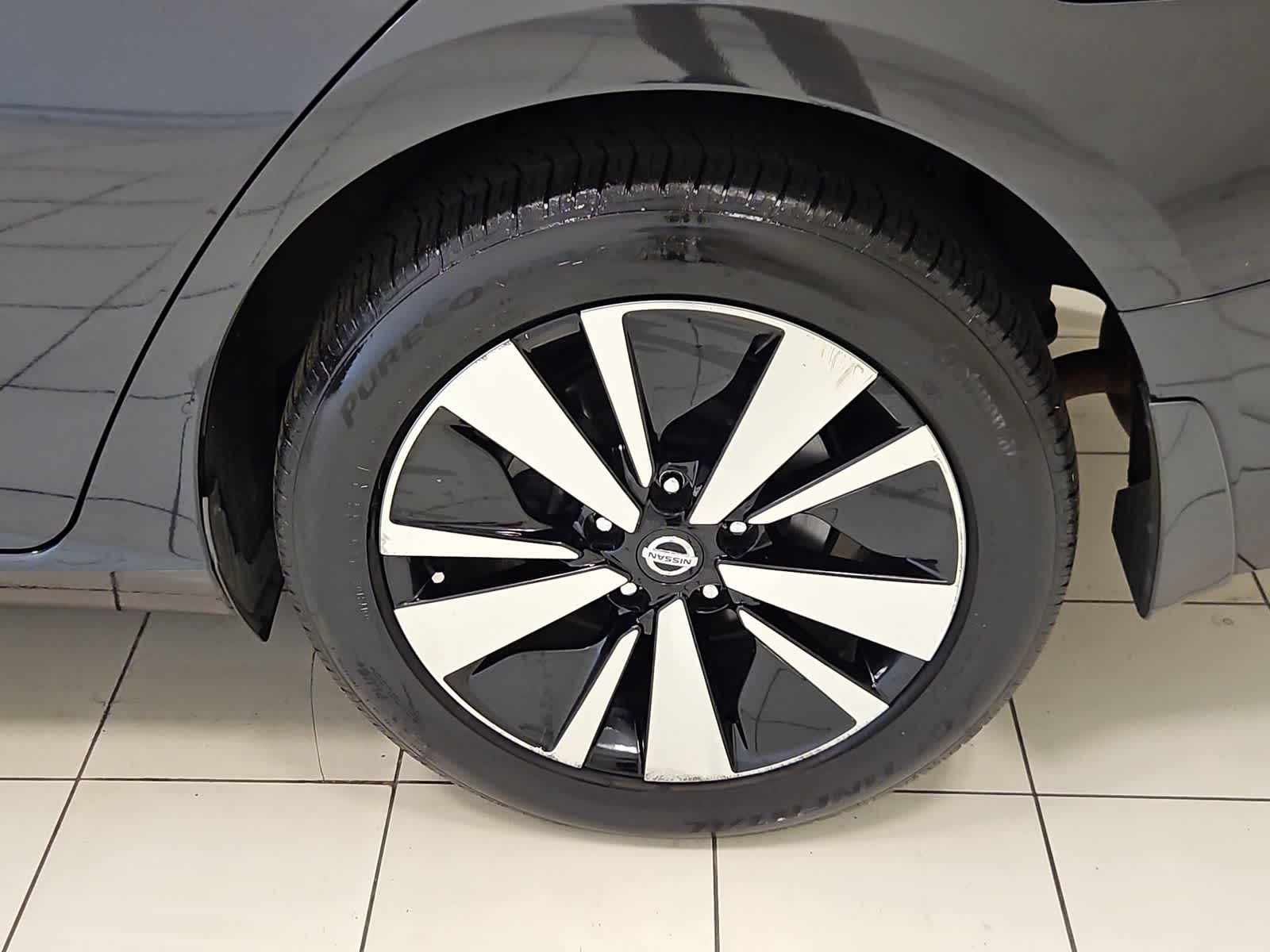 2019 Nissan Altima SV - Photo 22