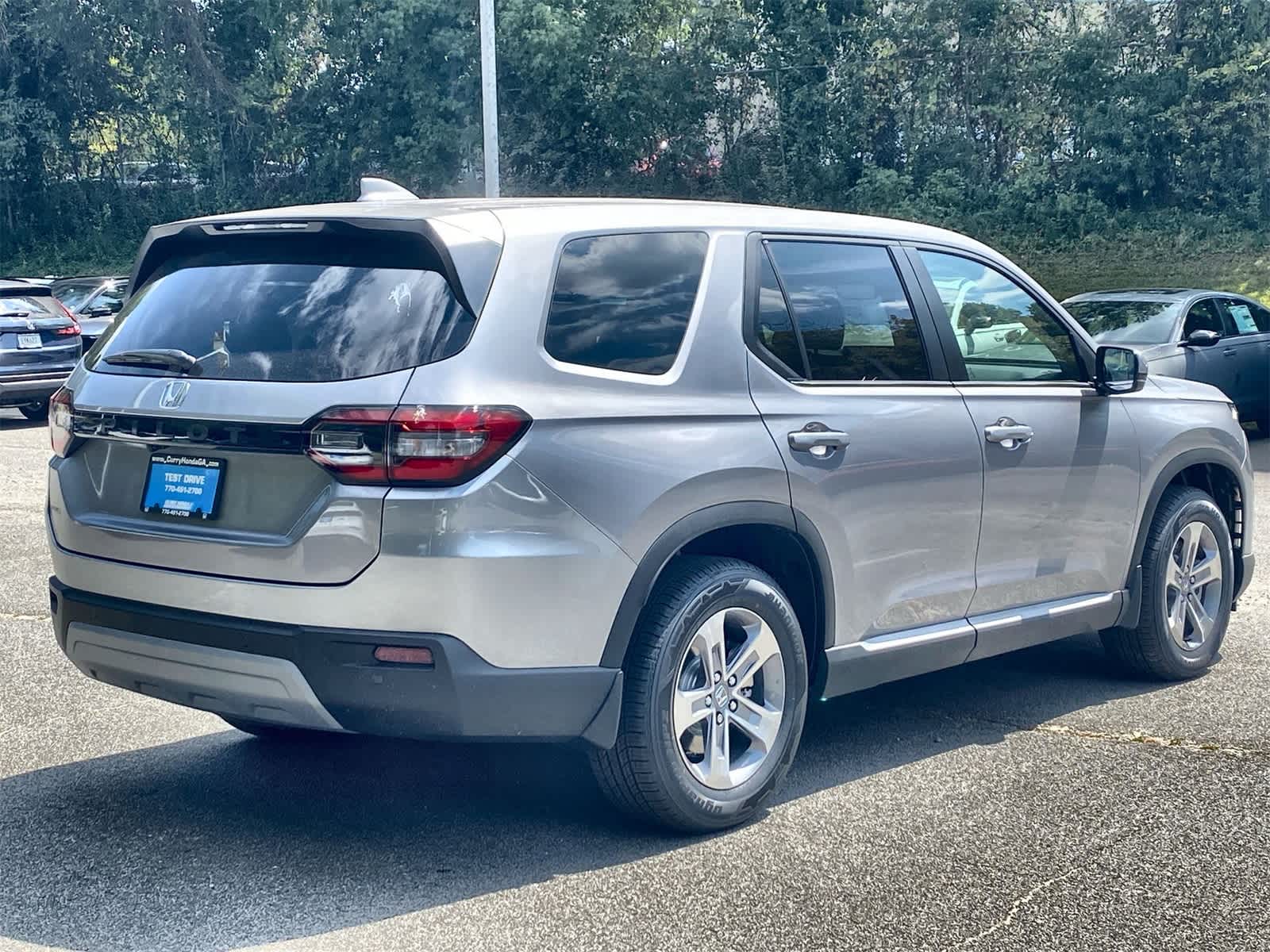 2025 Honda Pilot EX-L photo 2