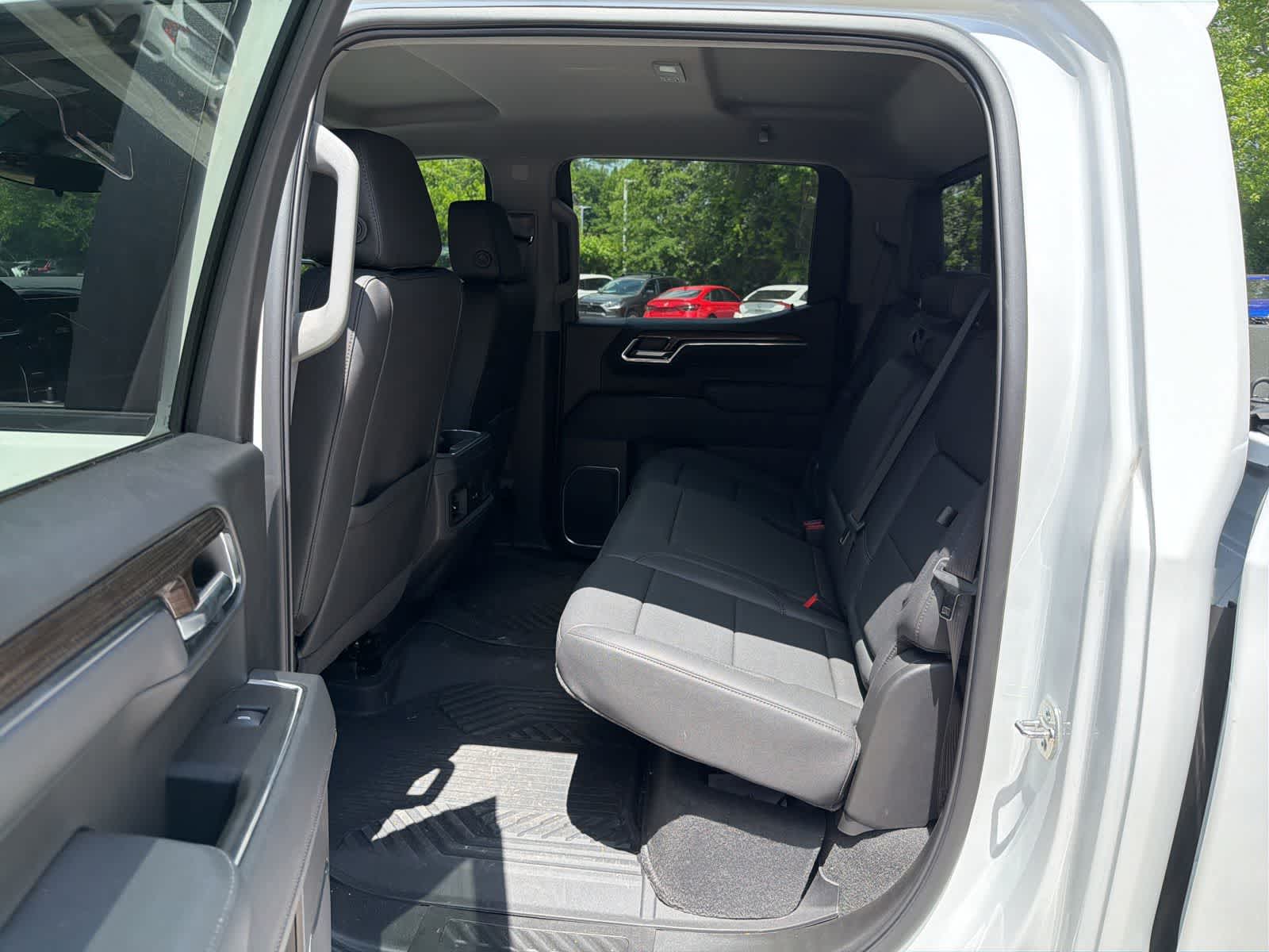 Thumbnail: 2026 Chevrolet Silverado 1500 - 17
