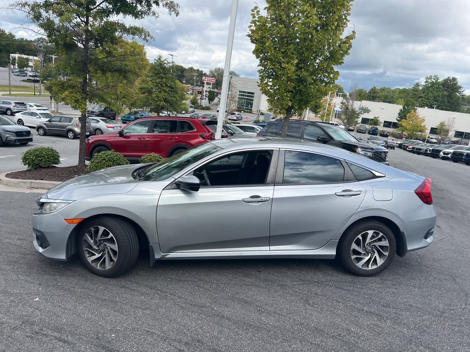 Thumbnail: 2016 Honda Civic - 6