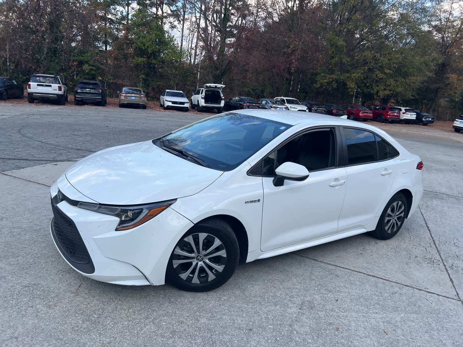 2020 Toyota Corolla Hybrid LE photo 4