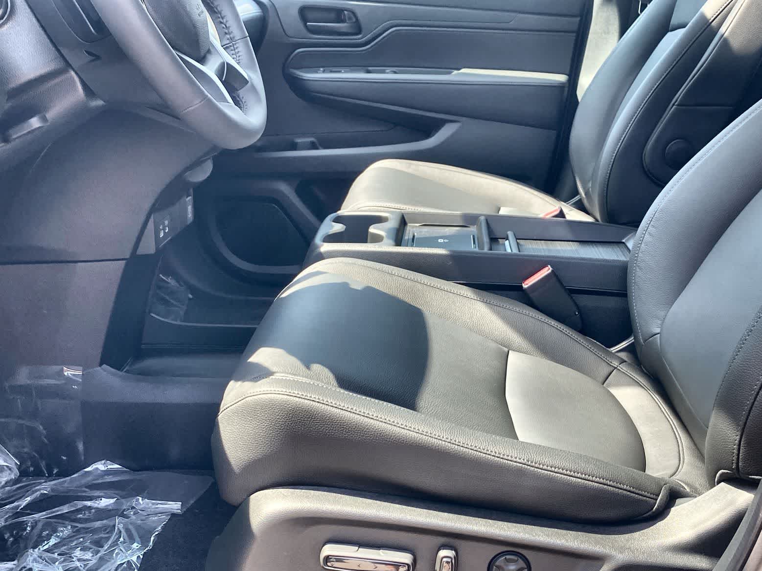 Thumbnail: 2026 Honda Odyssey - 12