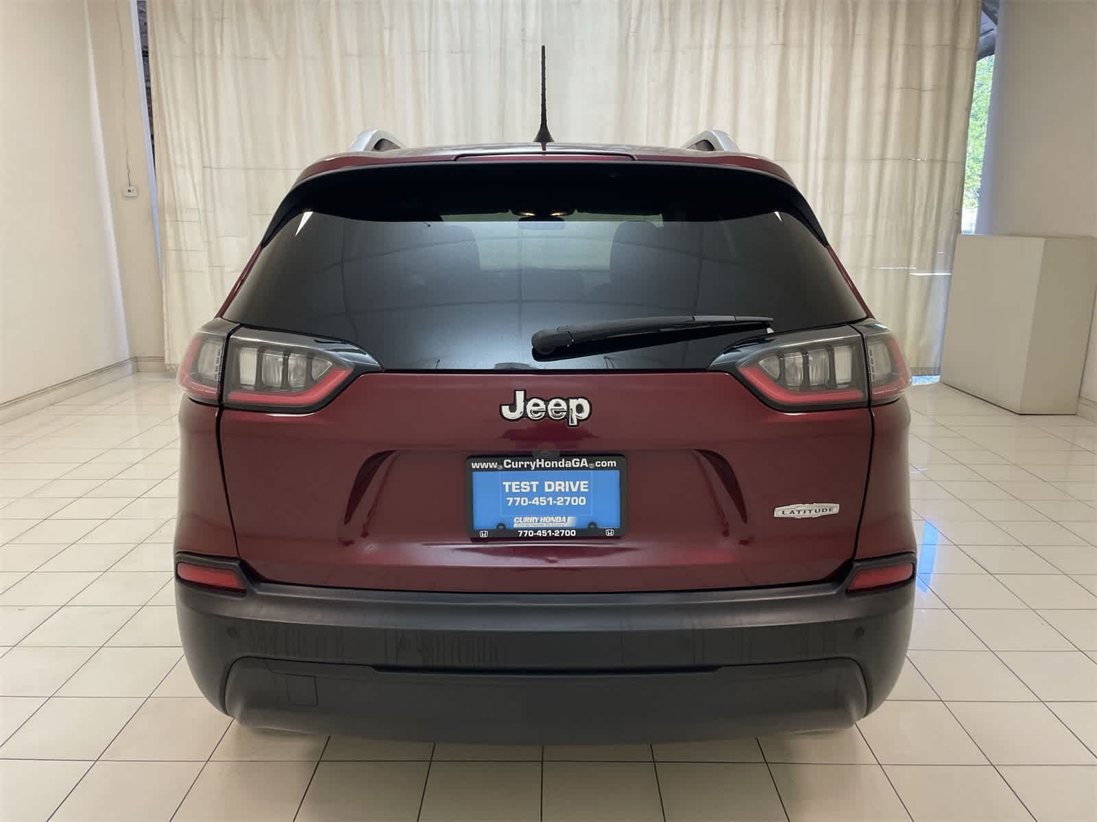 Thumbnail: 2020 Jeep Cherokee - 25
