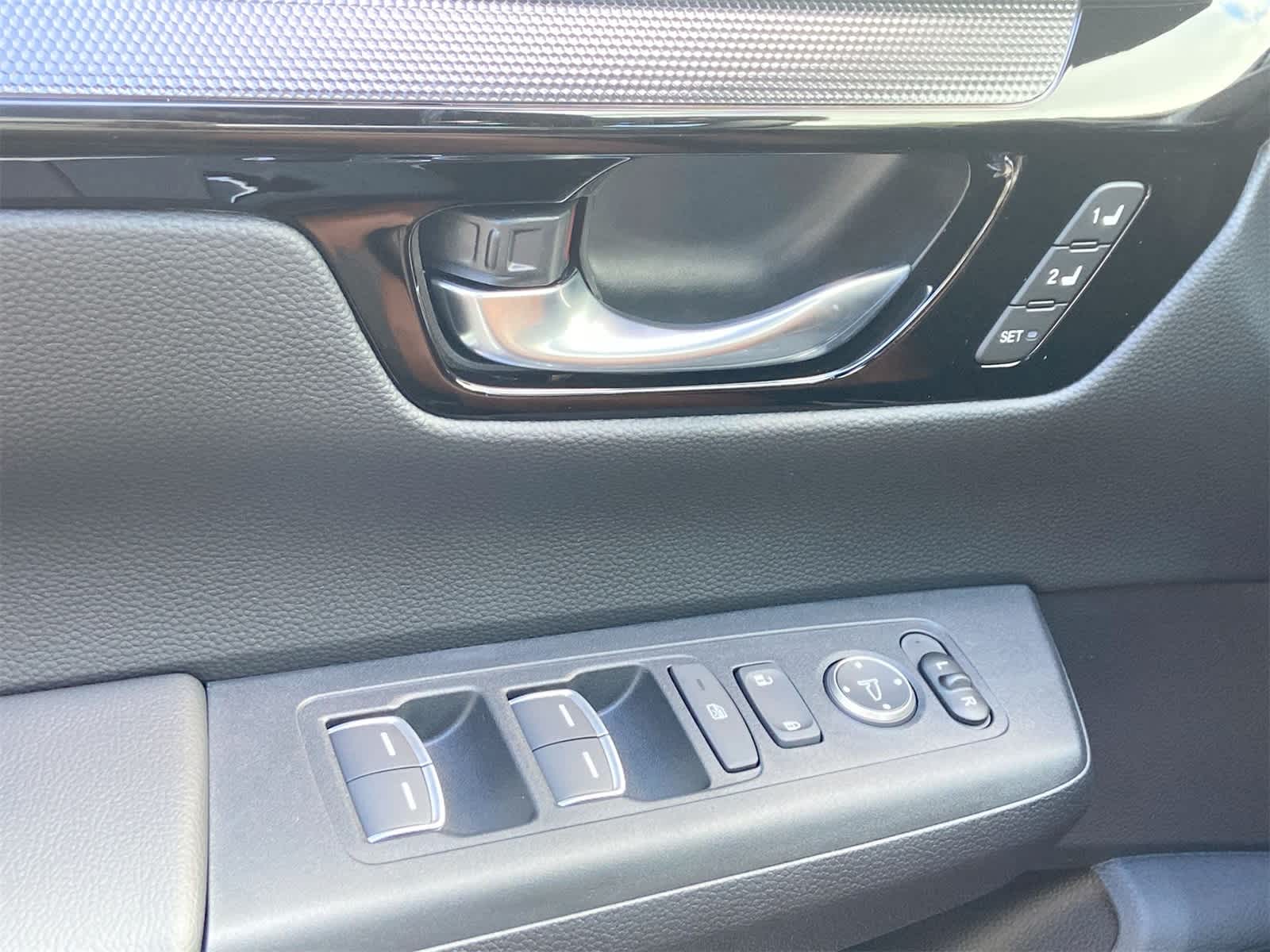 2025 Honda CR-V Sport Touring 27