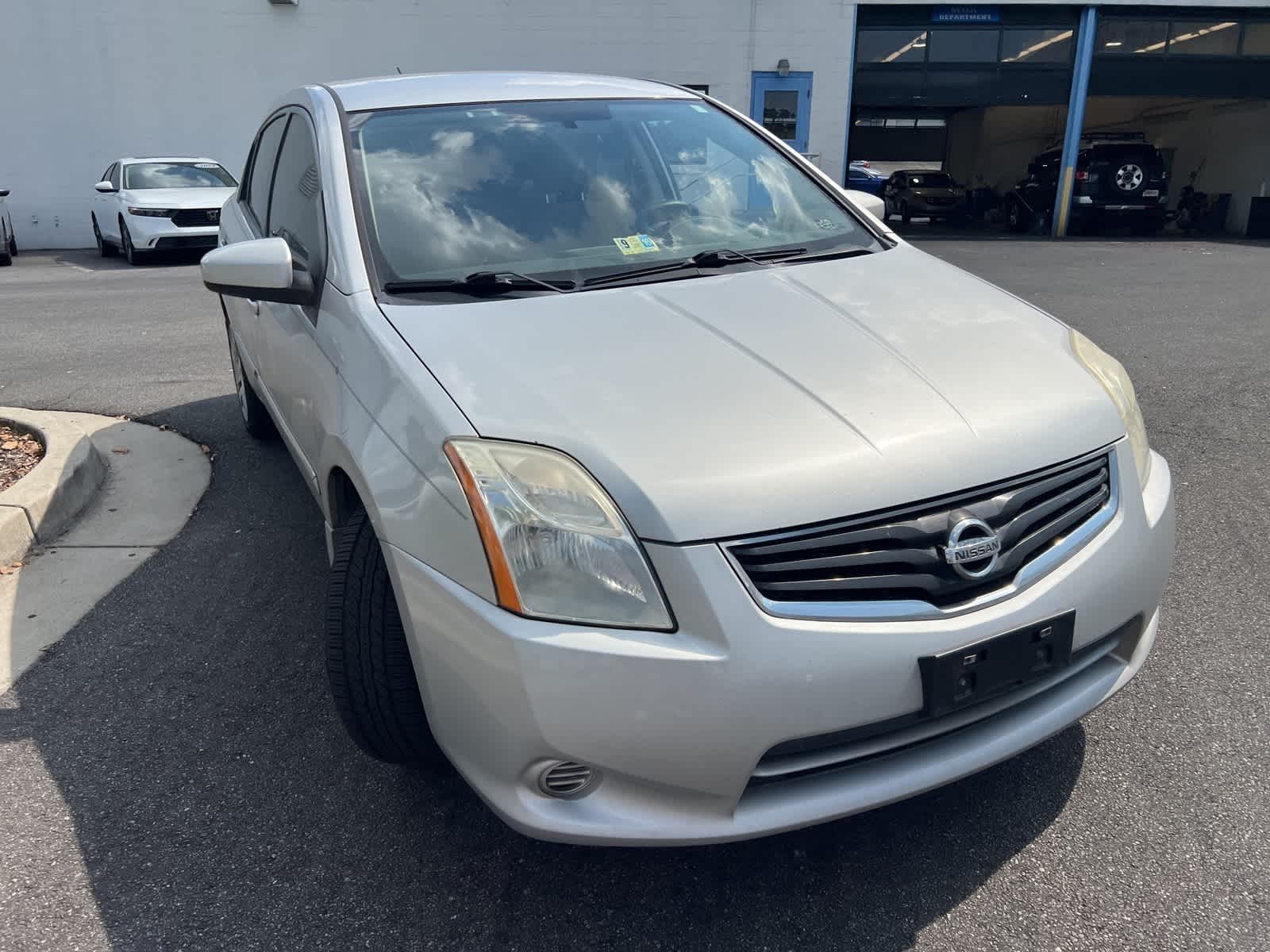 Thumbnail: 2012 Nissan Sentra - 13