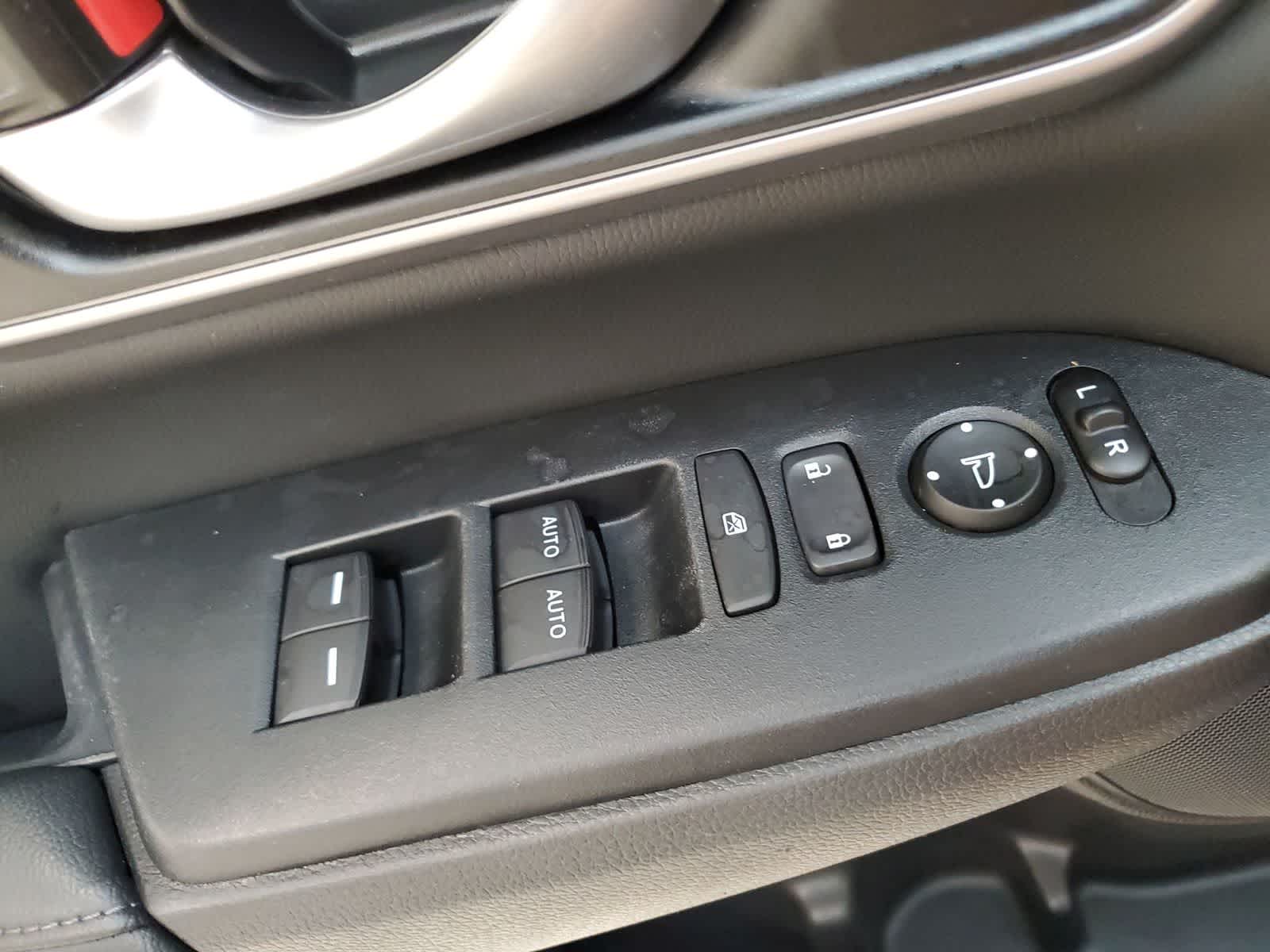 Thumbnail: 2020 Honda CR-V - 17
