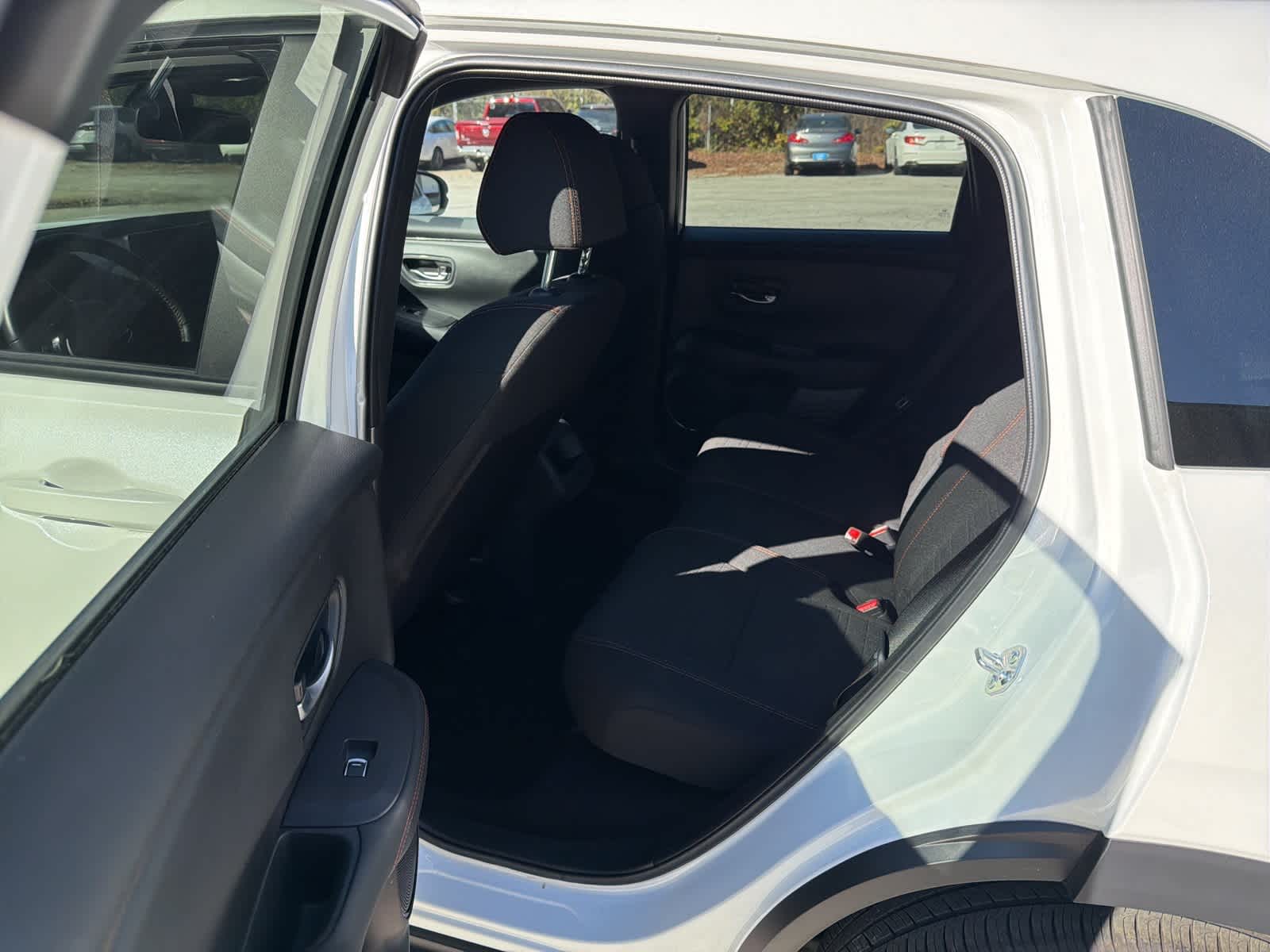 Thumbnail: 2025 Honda HR-V - 15