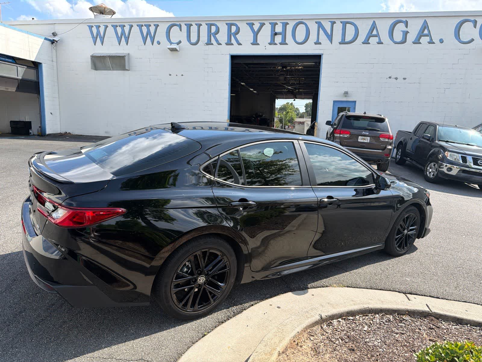 Thumbnail: 2025 Toyota Camry - 13
