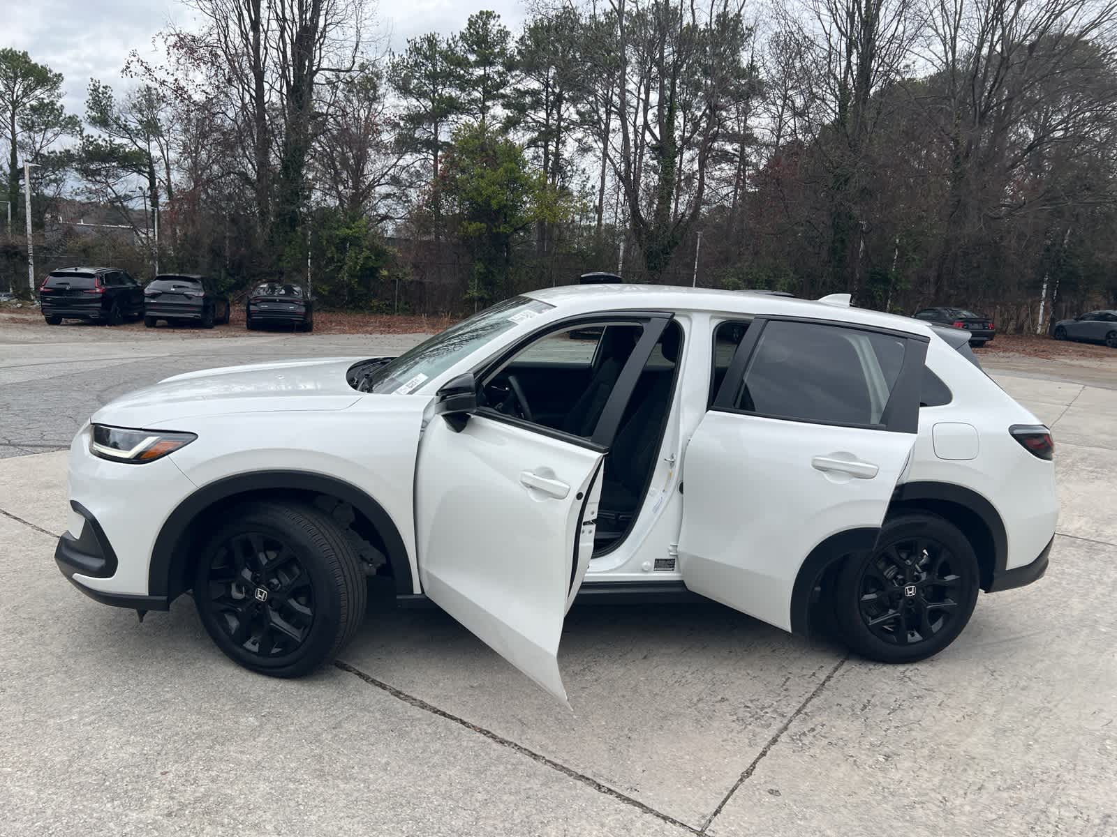 Thumbnail: 2025 Honda HR-V - 17